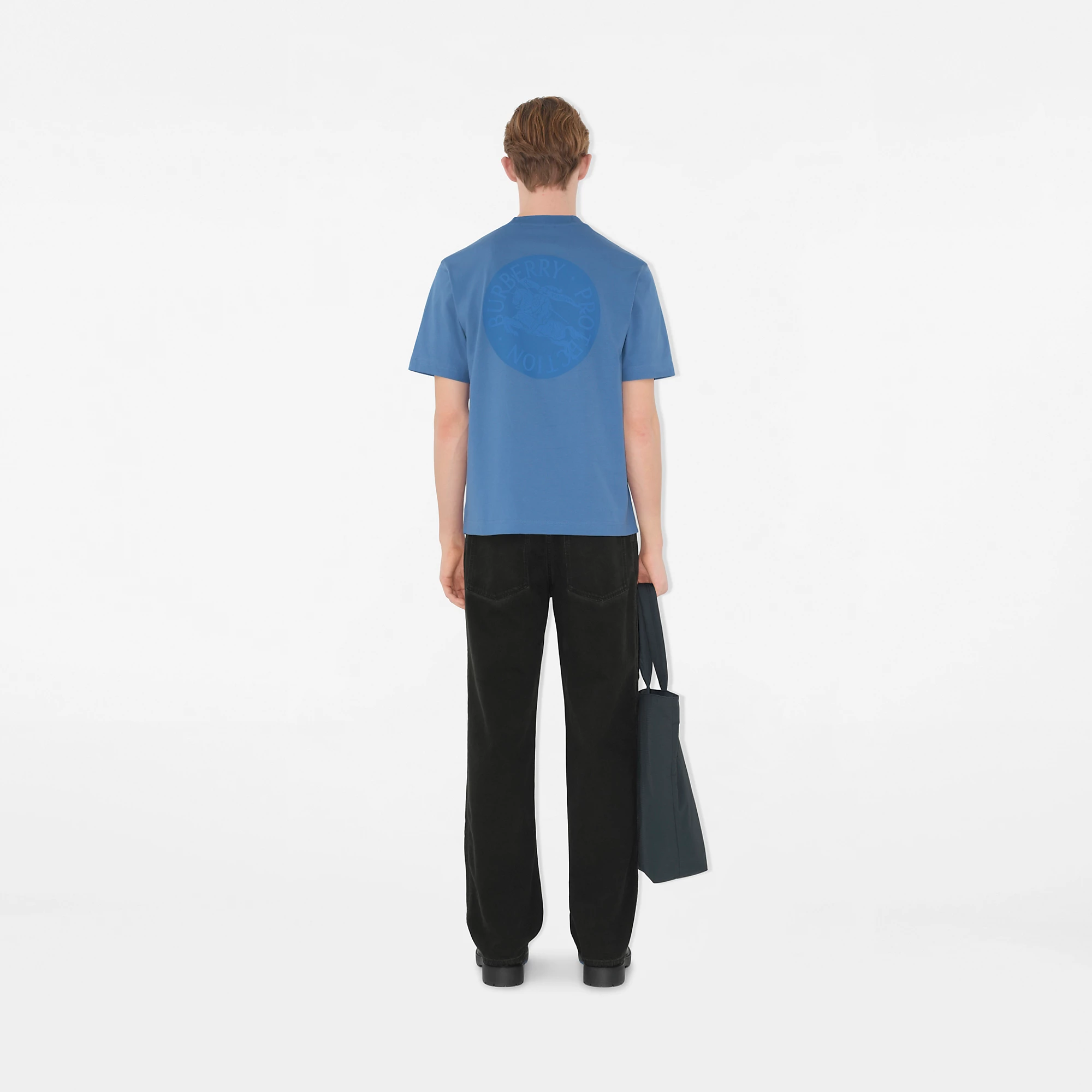 10017-ekd-badge-cotton-t-shirt-1.webp