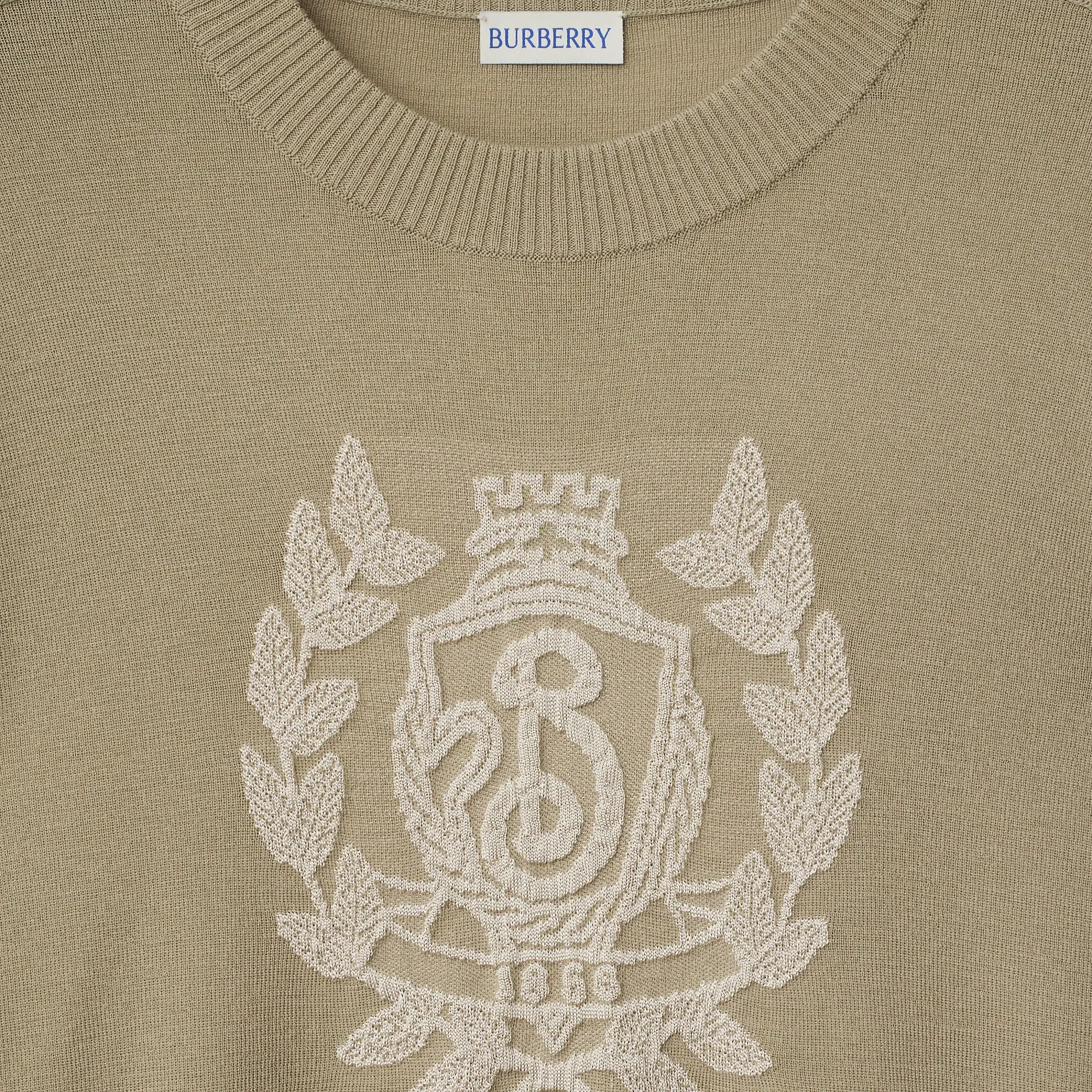 10332-b-crest-wool-sweater-1.webp