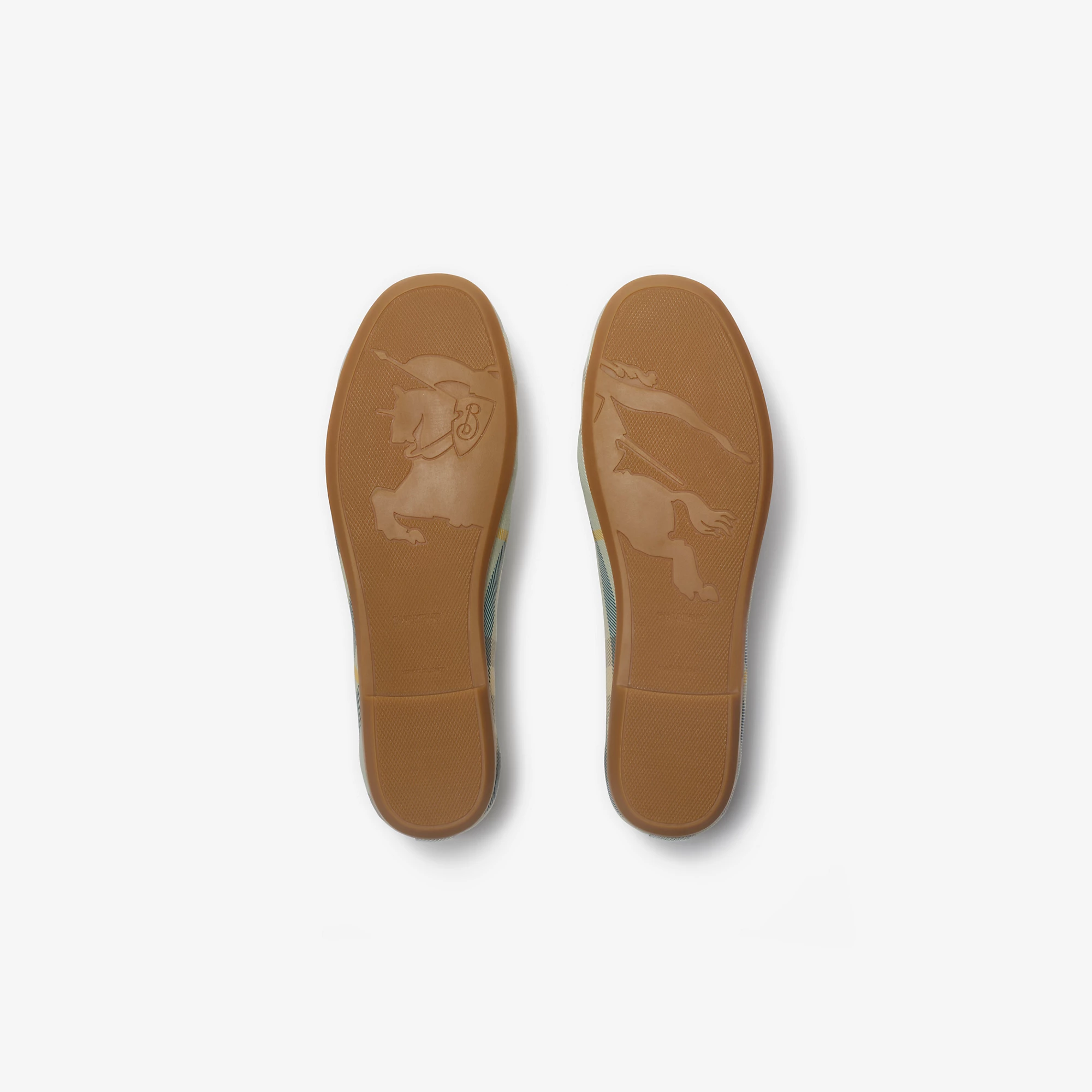 10483-check-ballerinas-1.webp