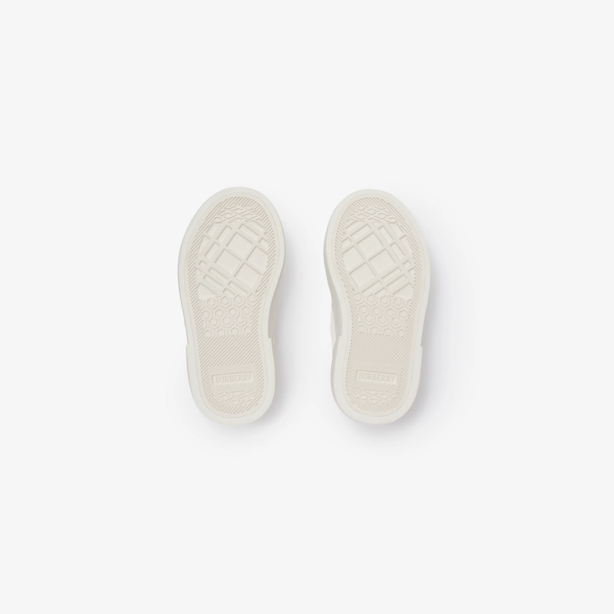 10509-check-and-leather-sneakers-1.webp