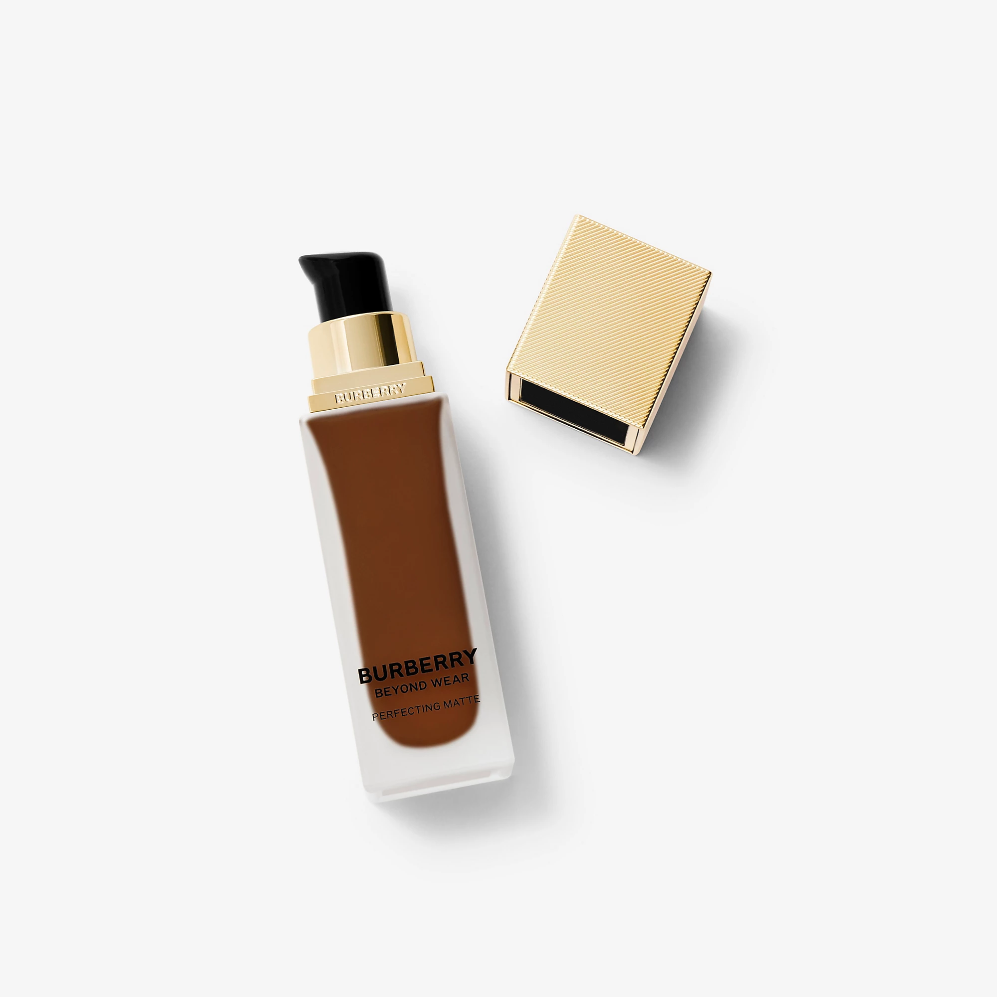 Beyond Wear Perfecting Matte Foundation â 140 Deep Cool