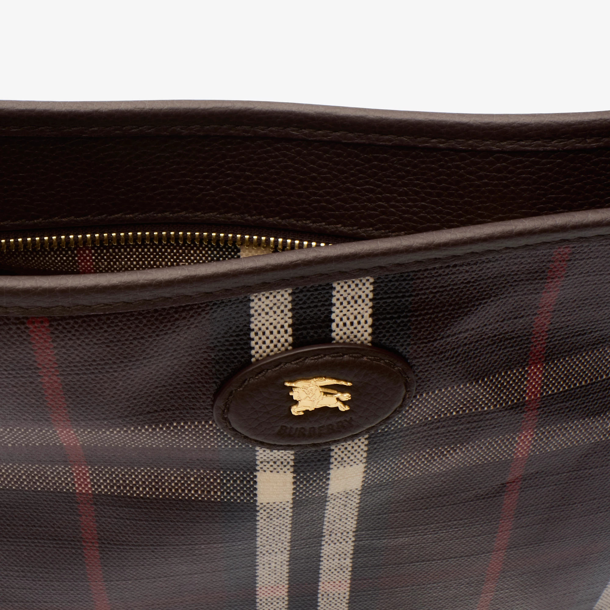 14692-small-highlands-shoulder-bag-1.webp