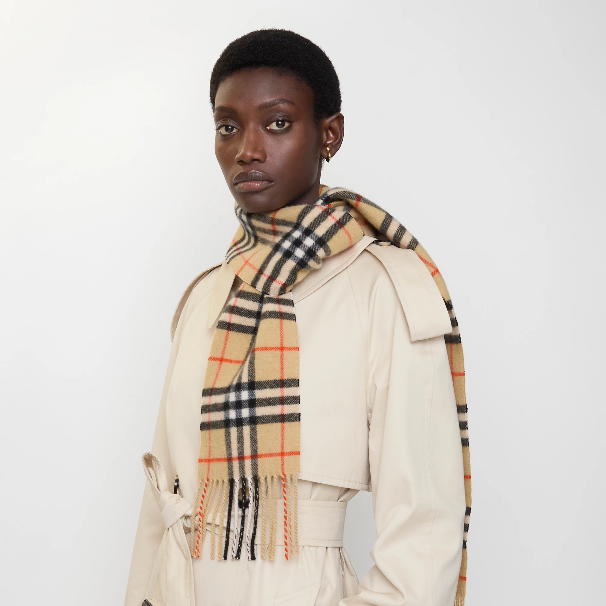 14735-narrow-check-cashmere-scarf-1.webp