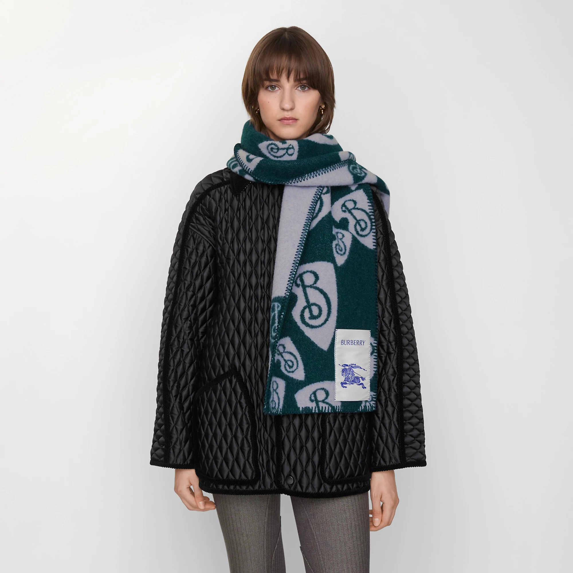 14846-cascading-b-shield-wool-scarf-1.webp