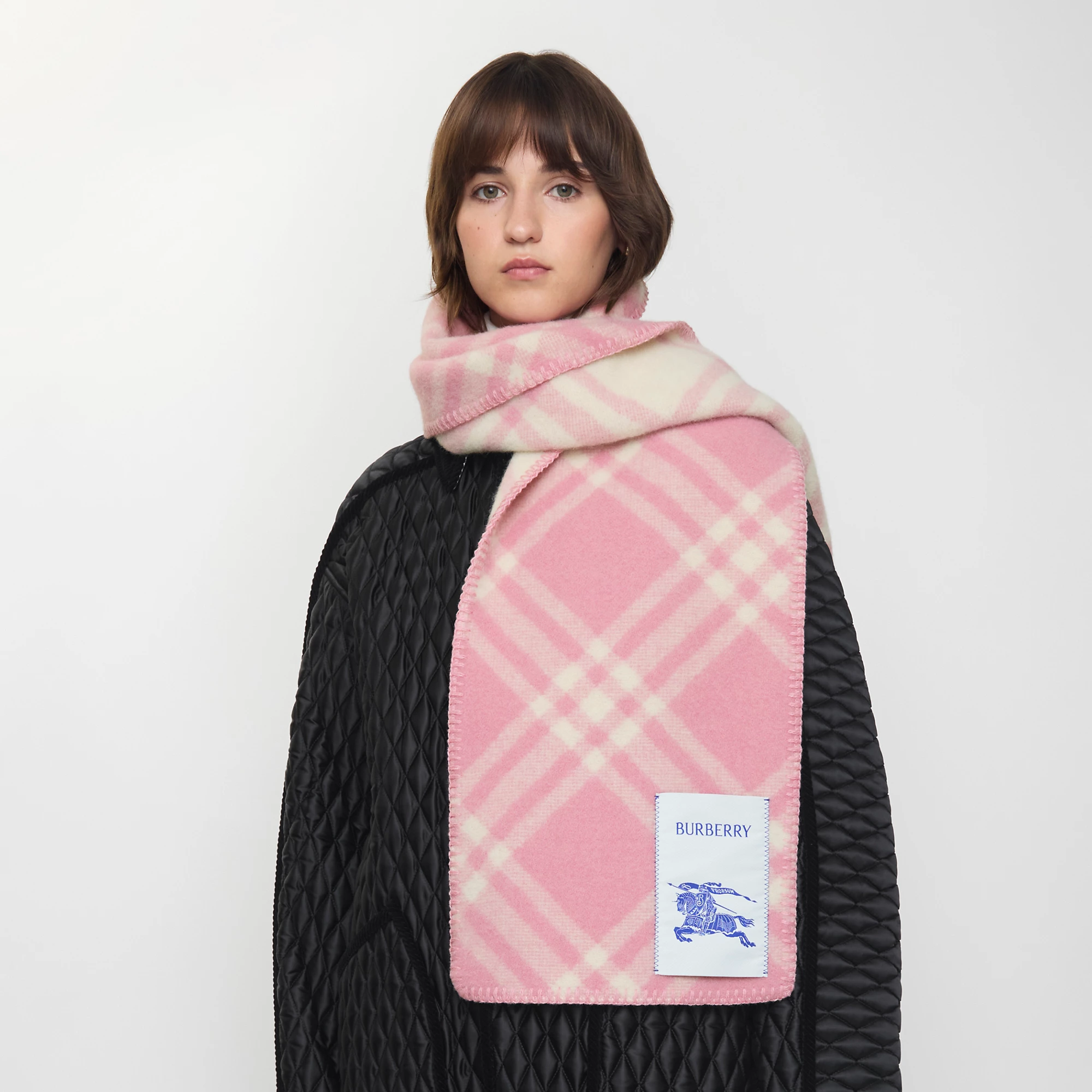 14929-check-wool-scarf-1.webp