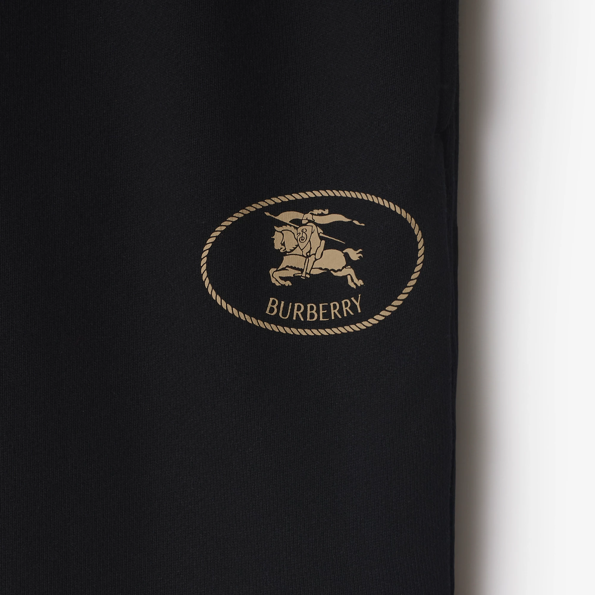 16036-knight-stamp-cotton-jogging-pants-1.webp