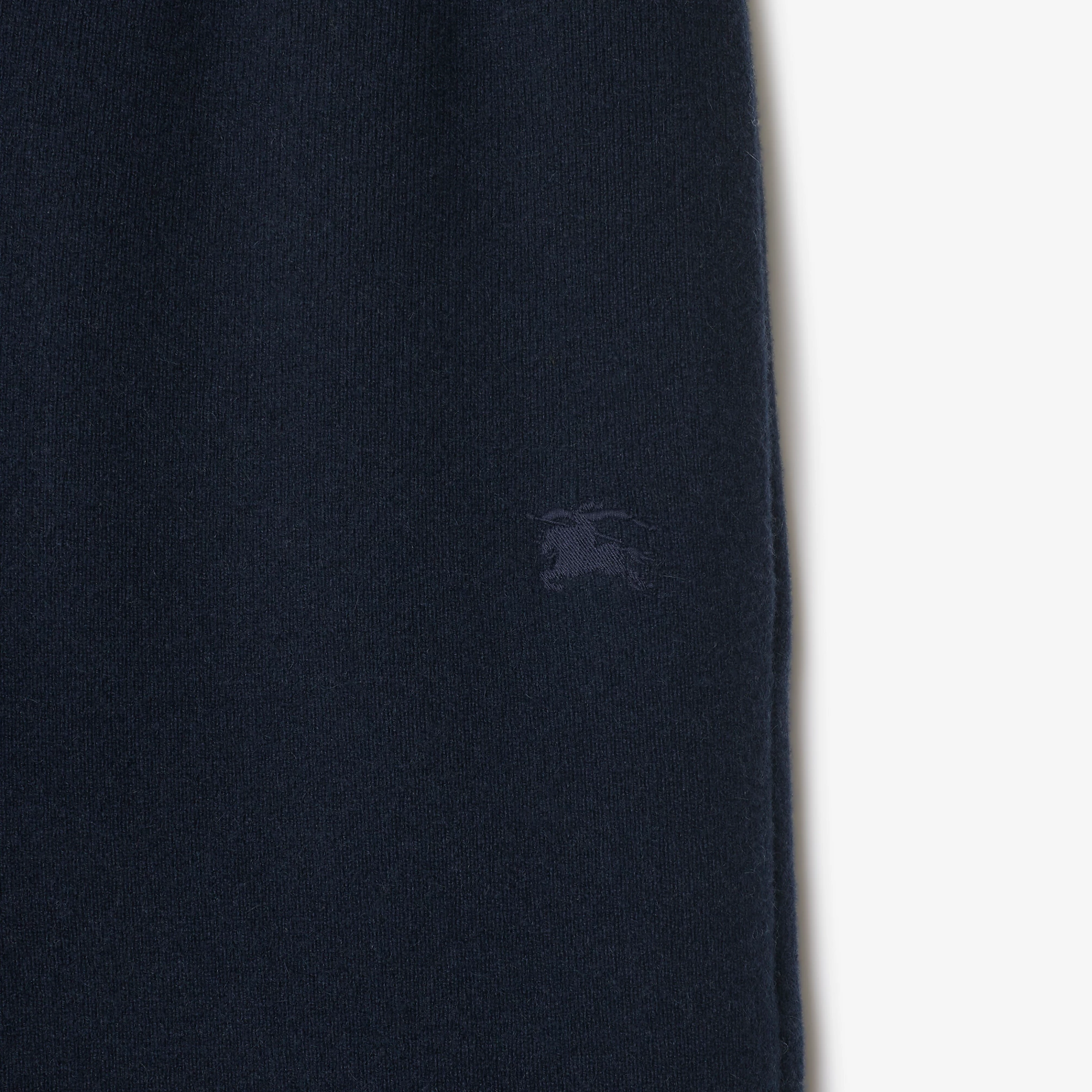 16765-cashmere-blend-jogging-pants-1.webp