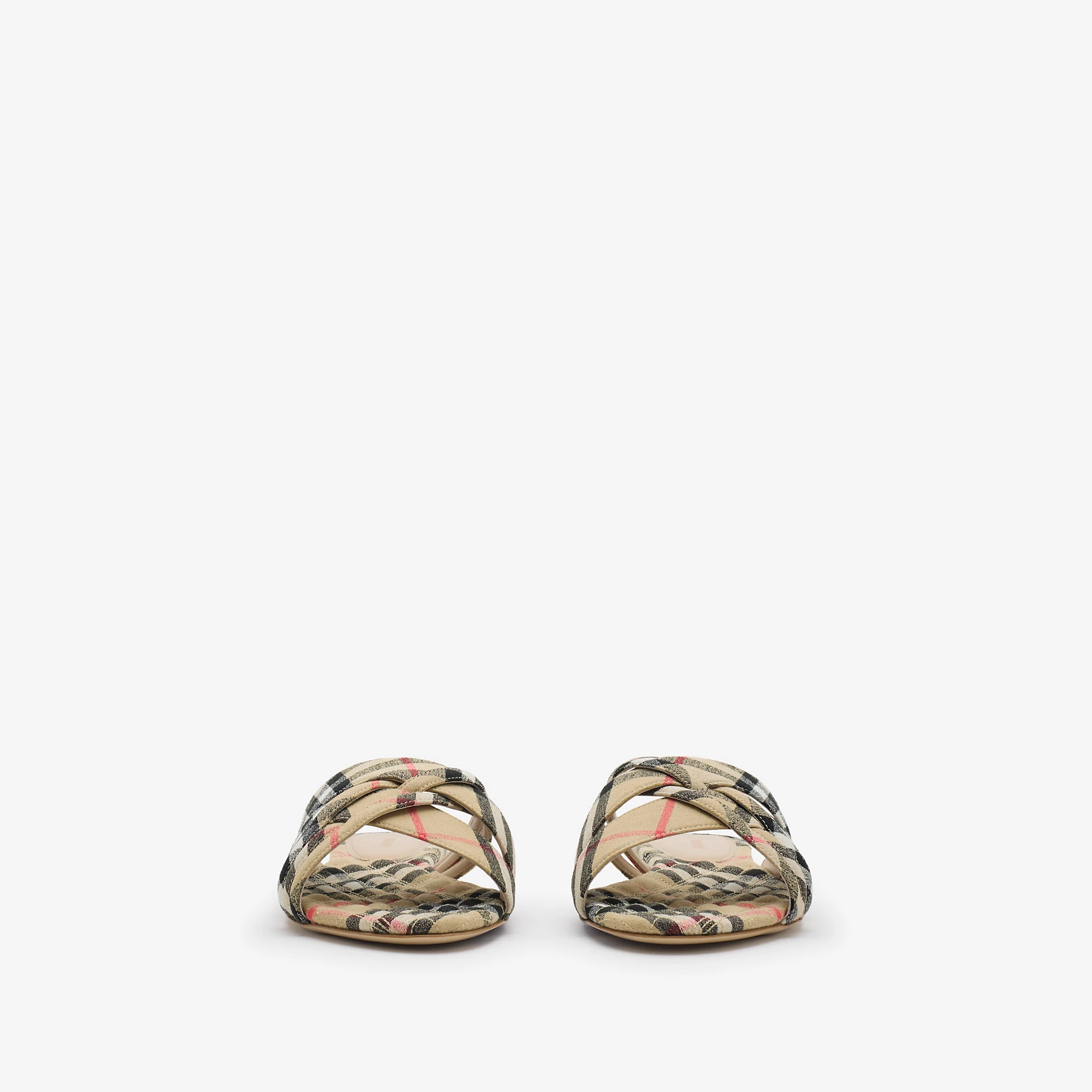 18616-check-cabana-slides-1.webp