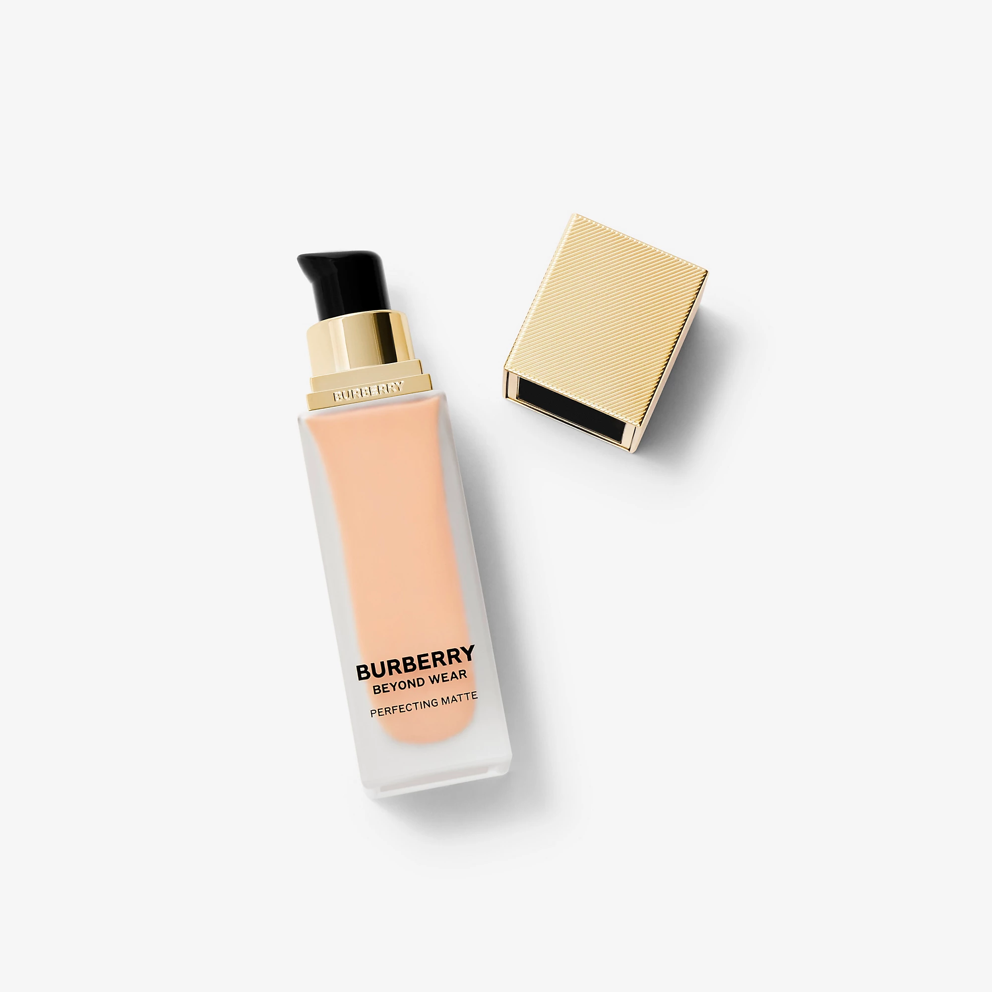 Beyond Wear Perfecting Matte Foundation â 30 Light Cool