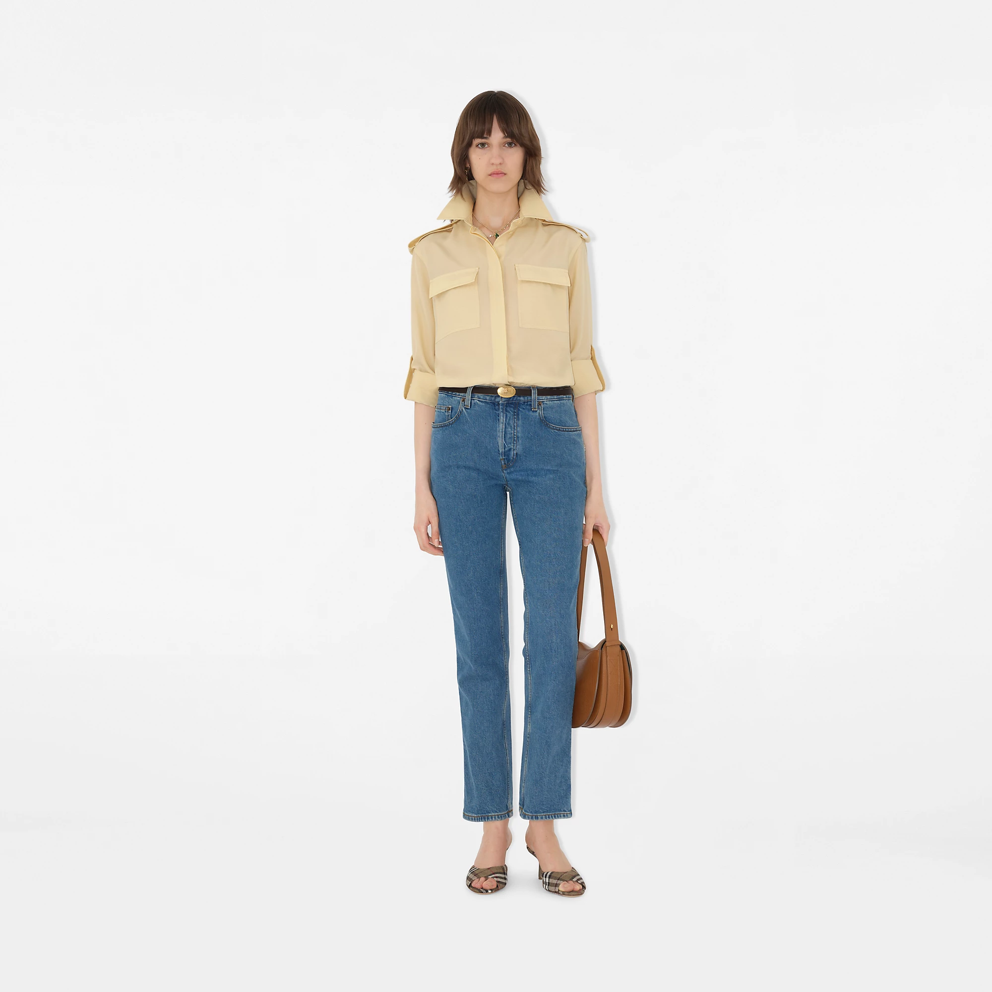 20242-mid-rise-straight-jeans-1.webp