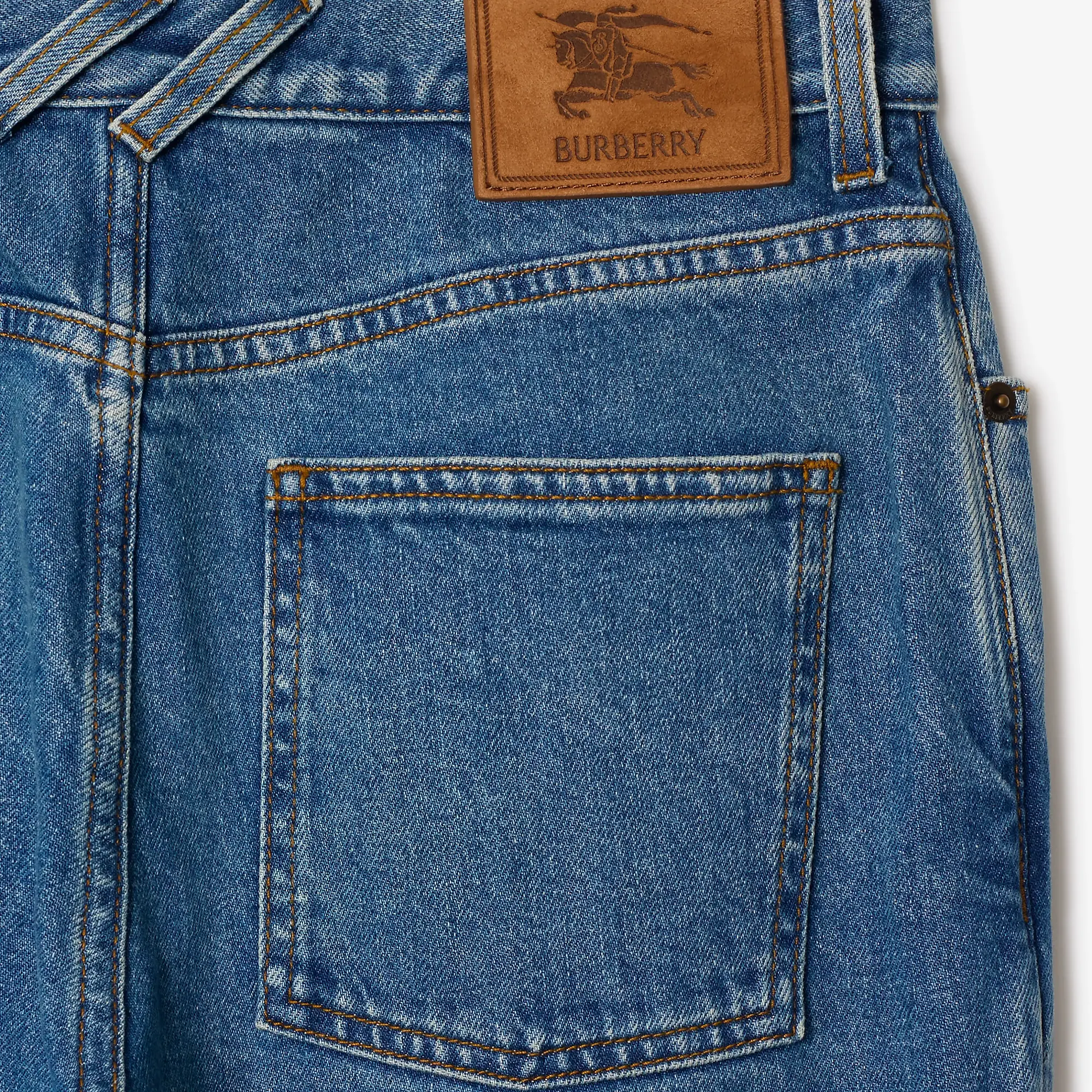 20242-mid-rise-straight-jeans-1.webp