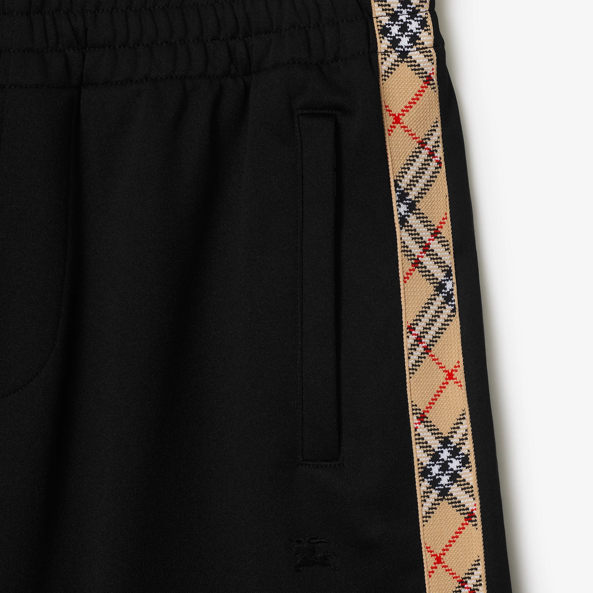 20599-check-trim-cotton-blend-shorts-1.webp