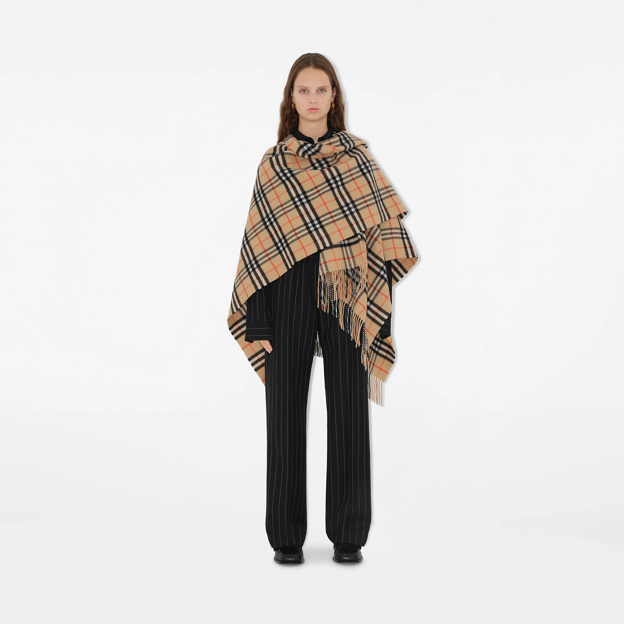 21455-check-wool-cashmere-cape-1.webp