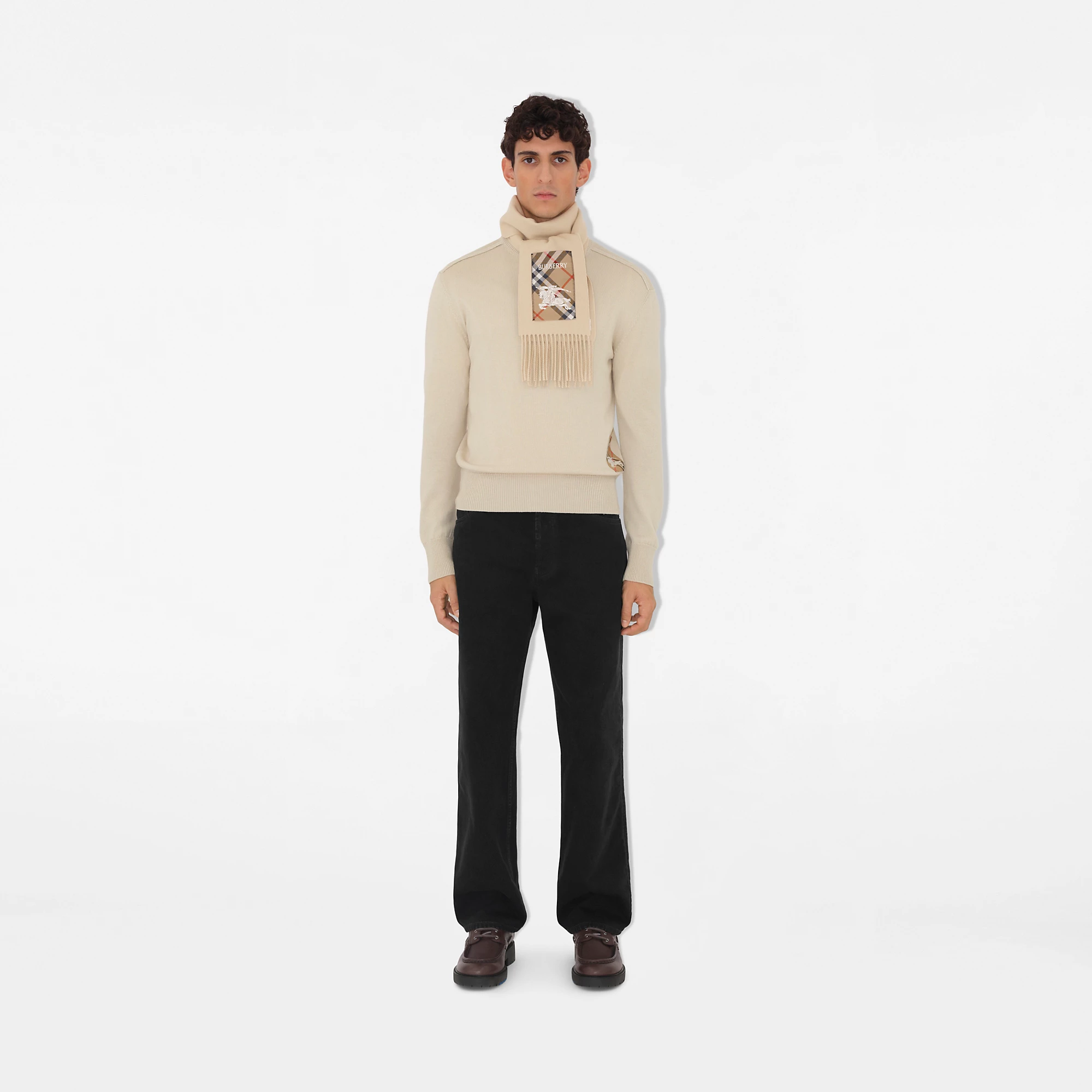 21502-check-label-cashmere-scarf-1.webp