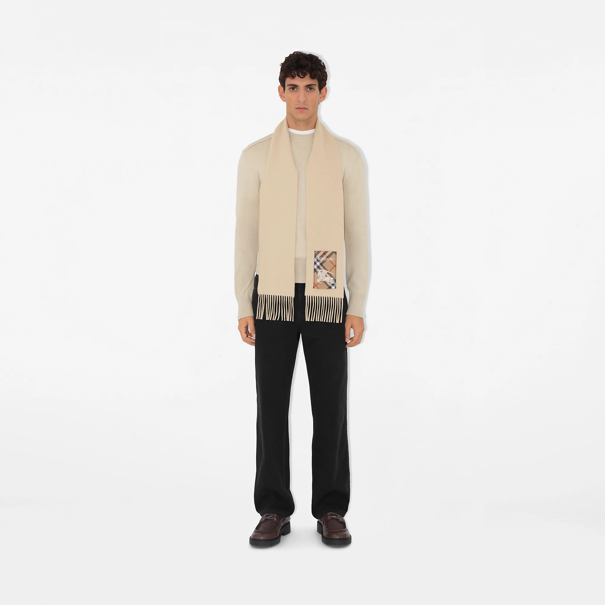 21502-check-label-cashmere-scarf-1.webp