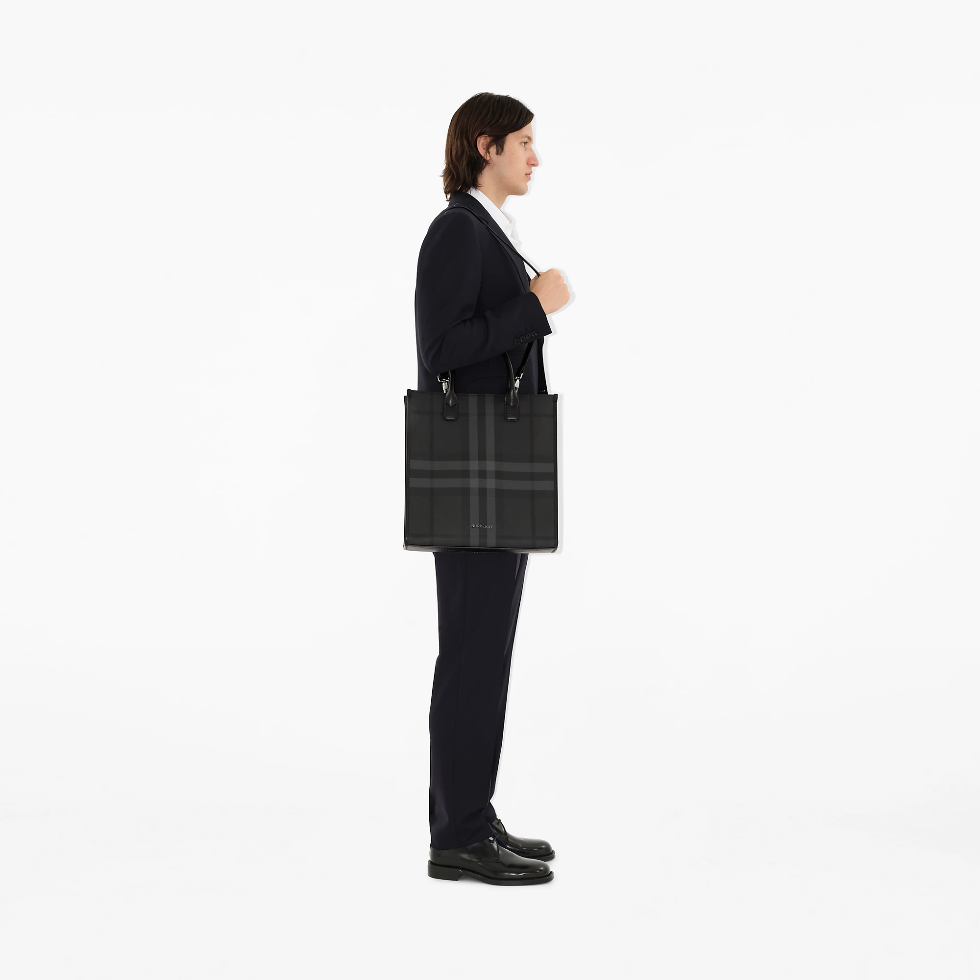 2171-slim-vertical-denny-tote-1.webp