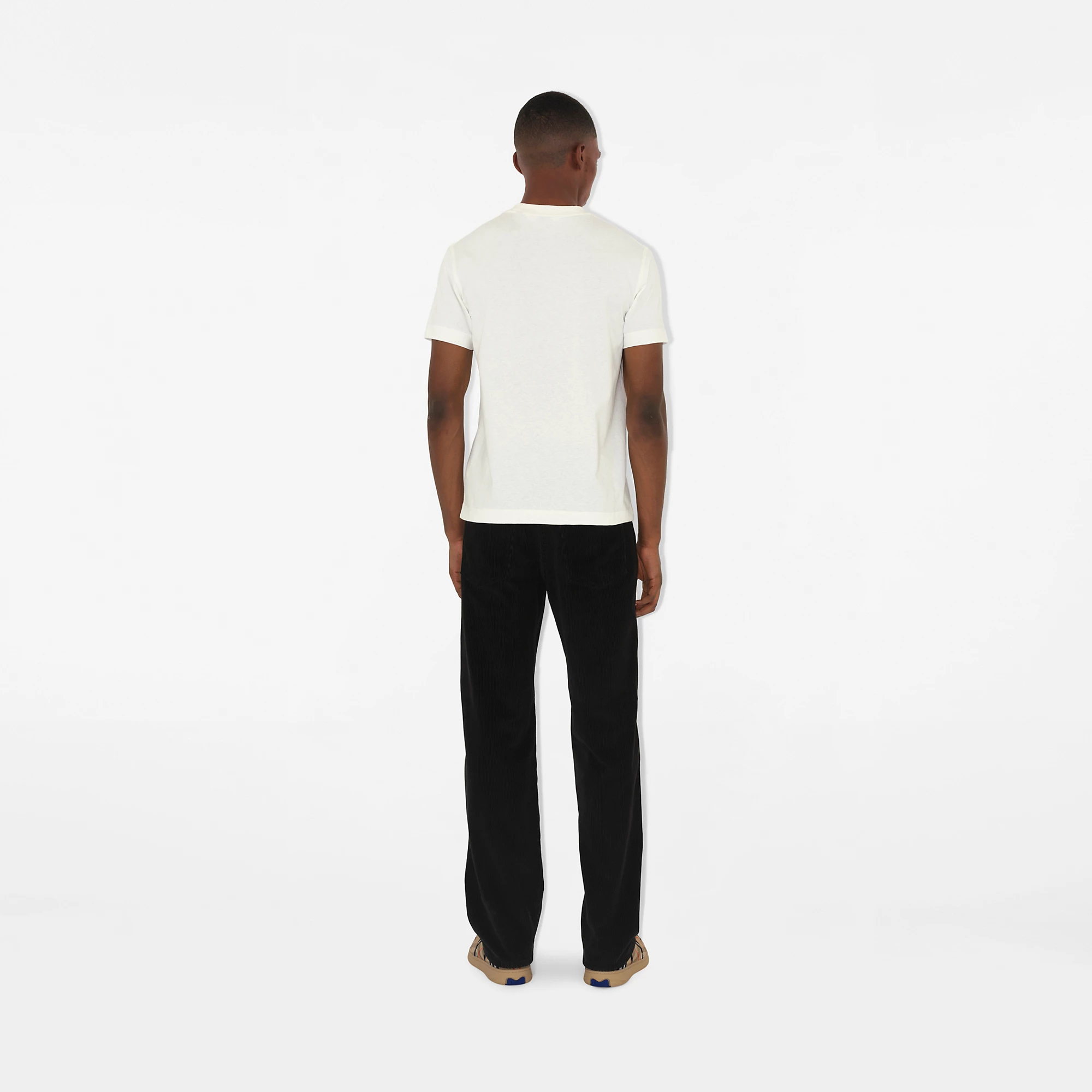 21740-check-label-cotton-t-shirt-1.webp