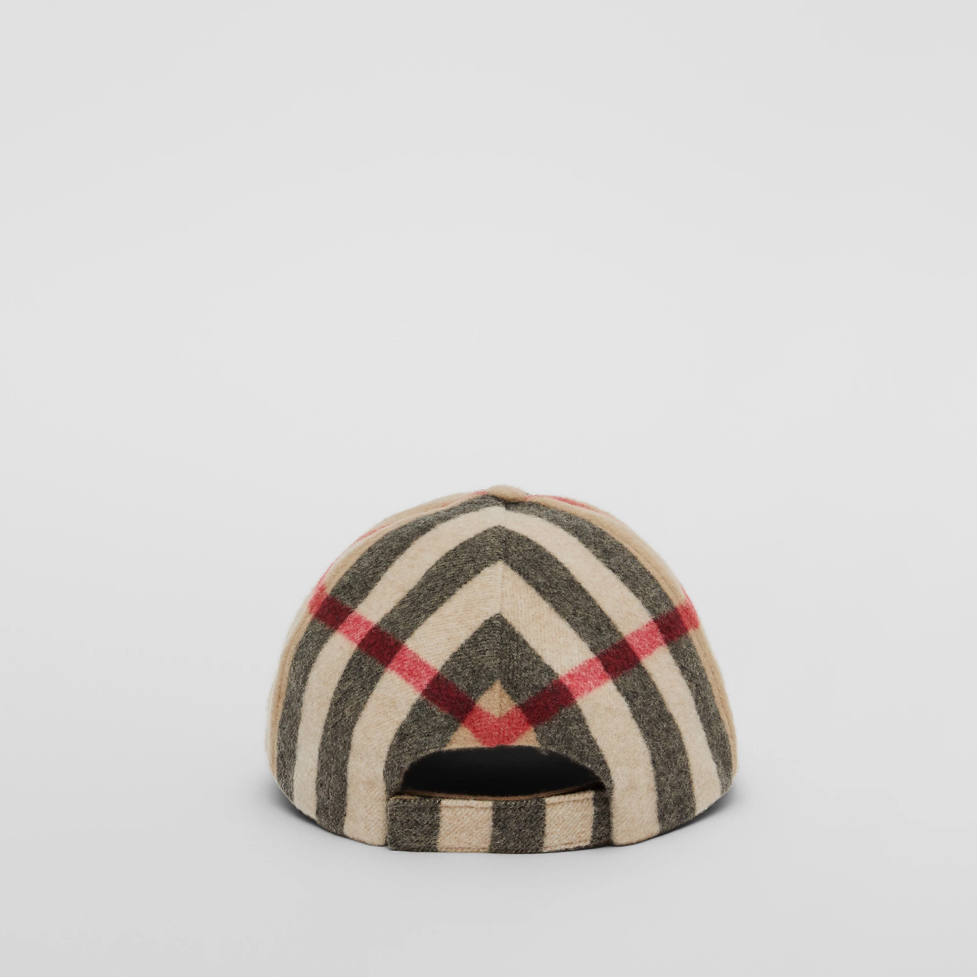 Exaggerated Check Wool Baseball Cap