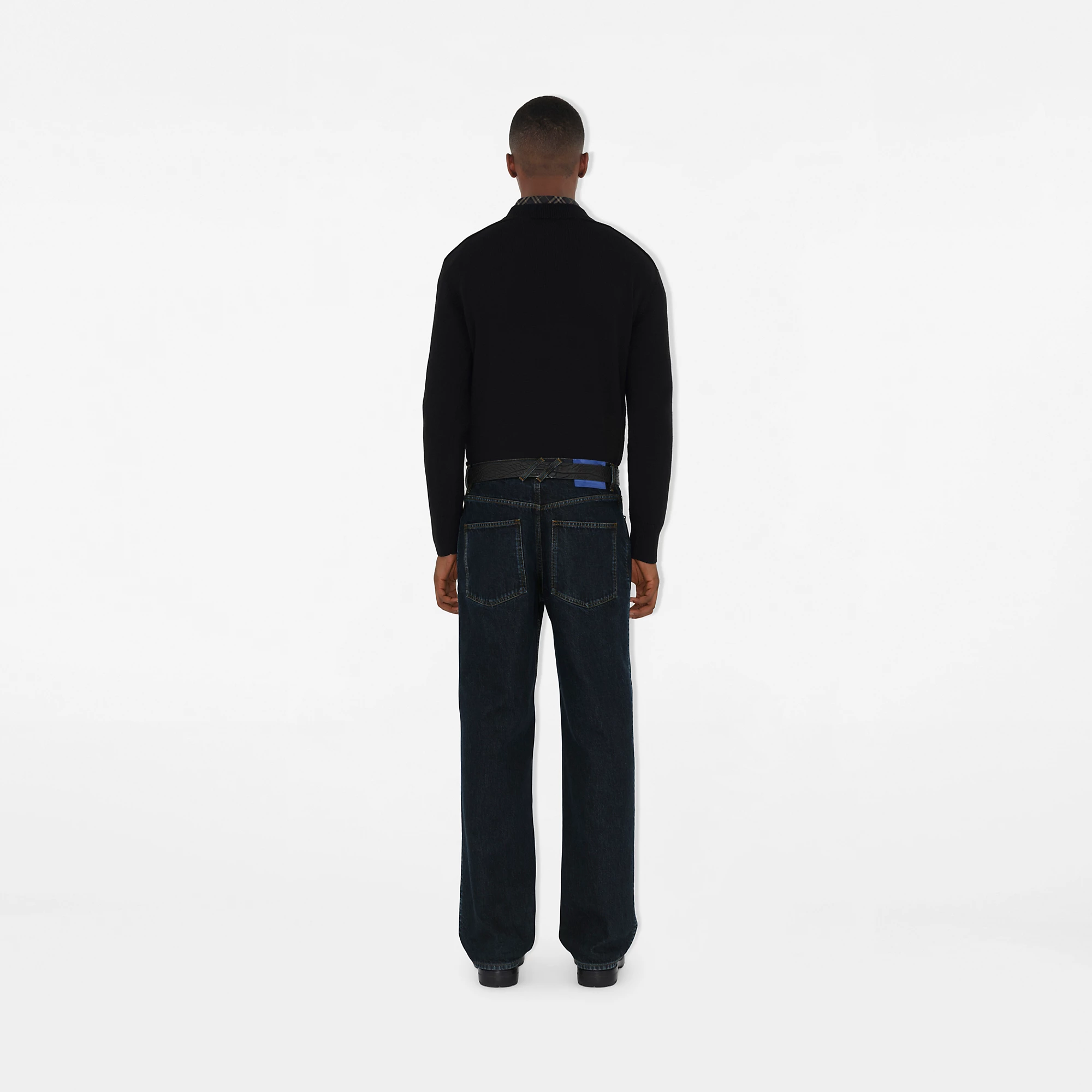 21794-check-label-wool-sweater-1.webp