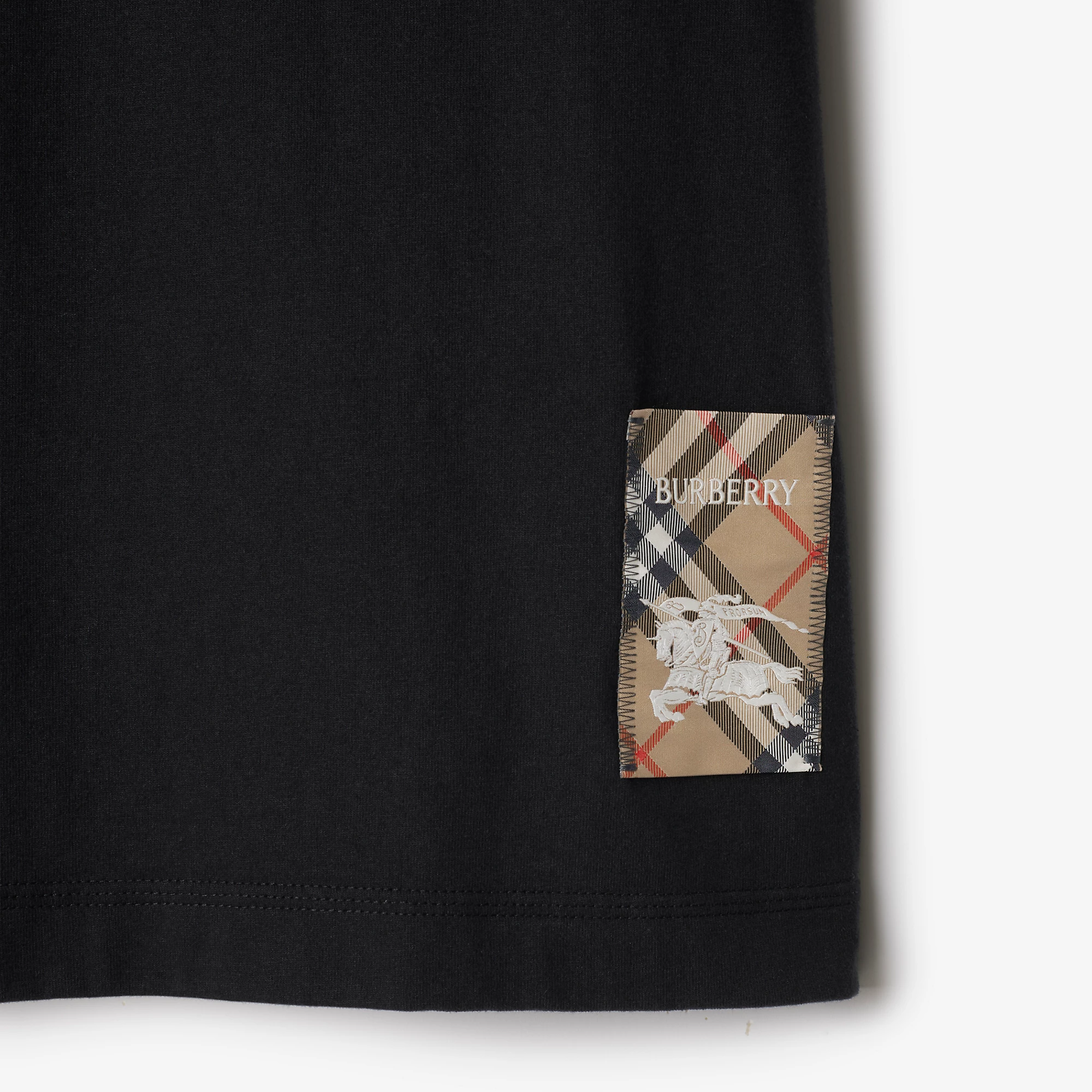 21837-check-label-cotton-t-shirt-1.webp