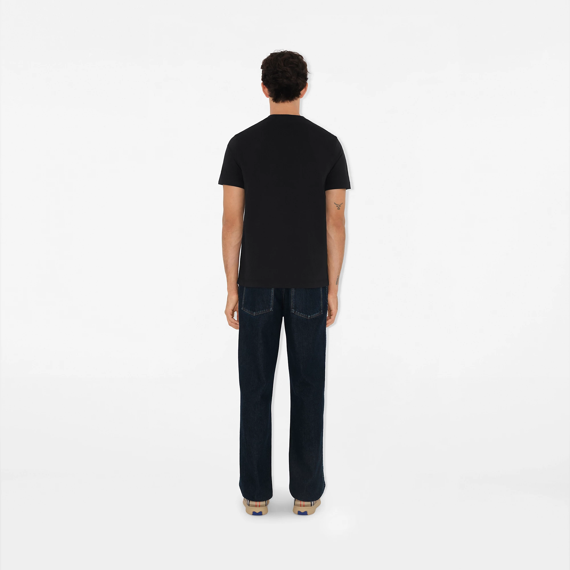 21837-check-label-cotton-t-shirt-1.webp