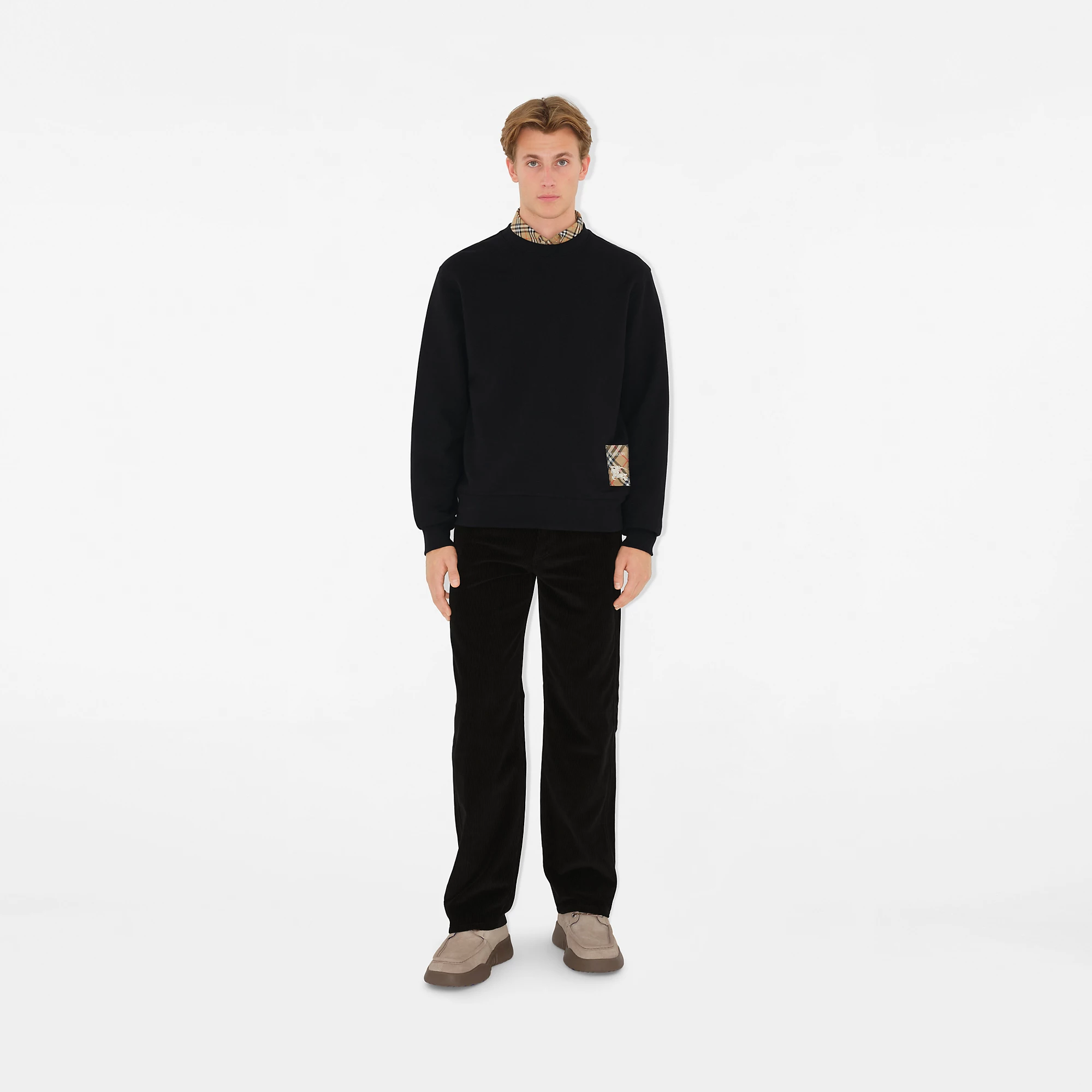 22122-check-label-cotton-sweatshirt-1.webp