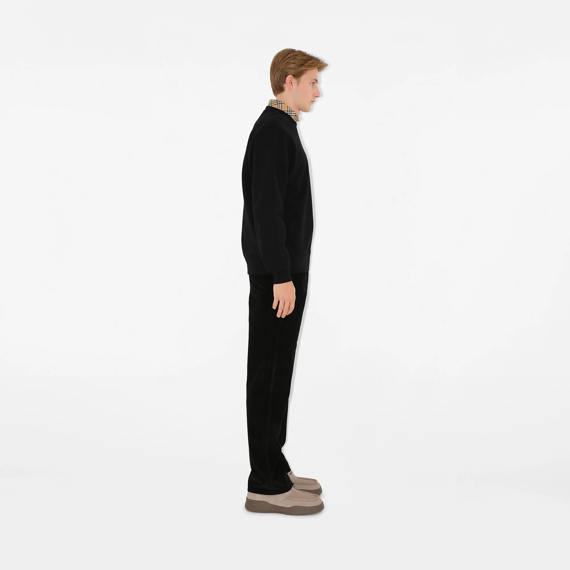 22122-check-label-cotton-sweatshirt-1.webp