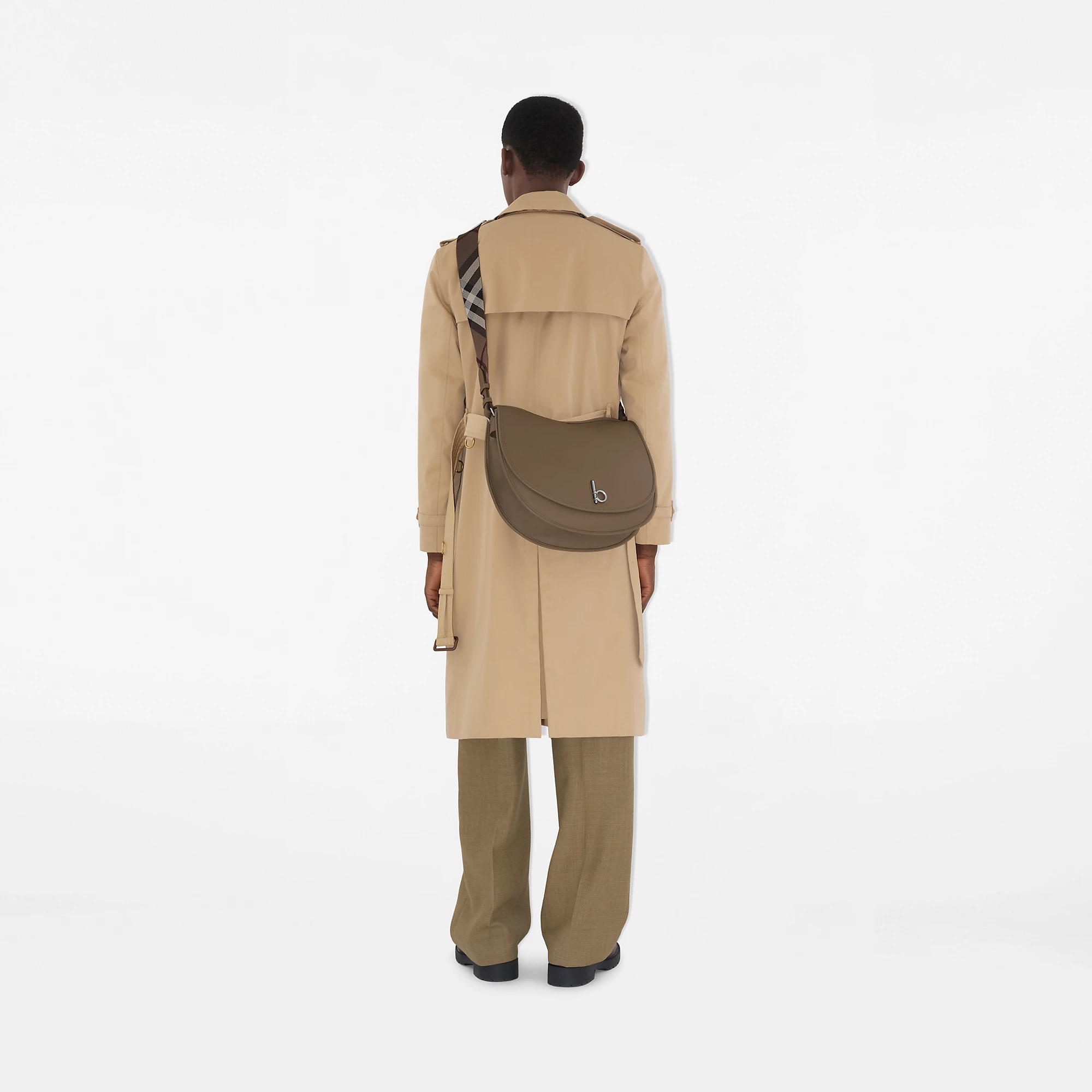 22199-large-rocking-horse-satchel-1.webp