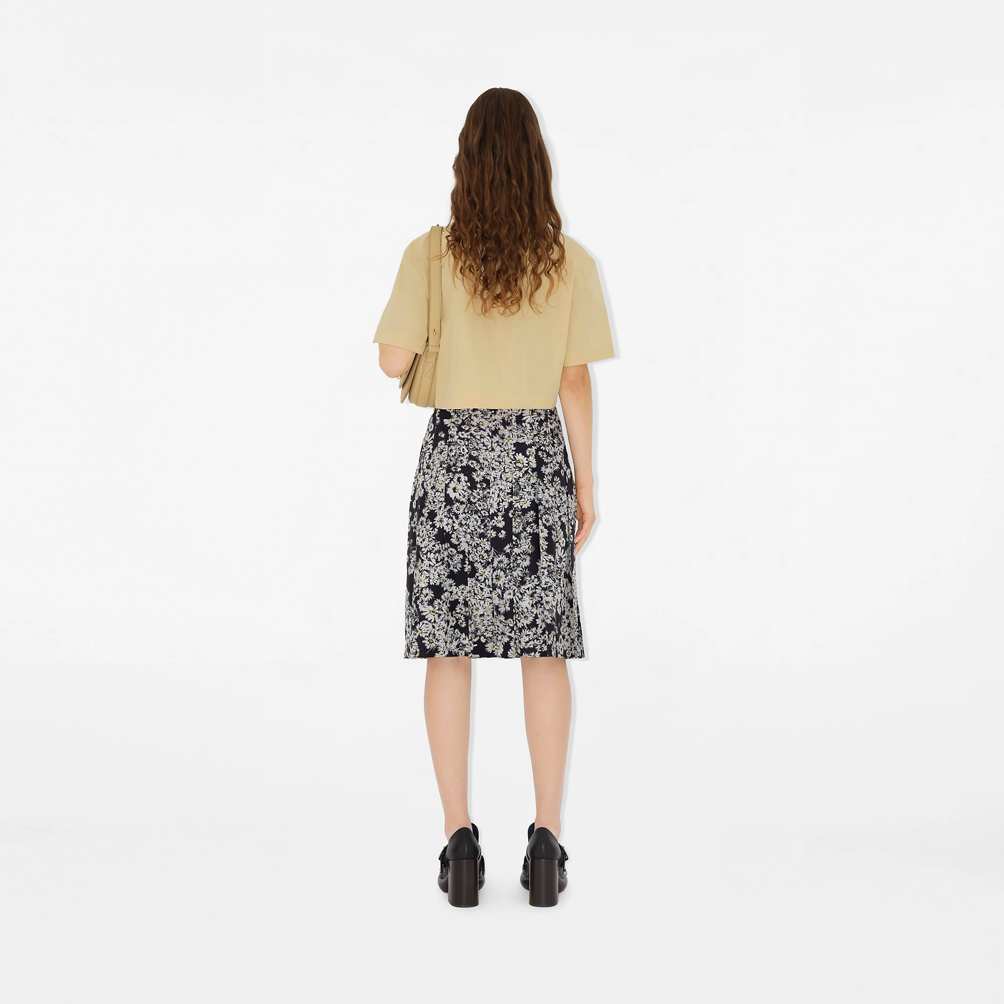 22737-cropped-cotton-shirt-1.webp