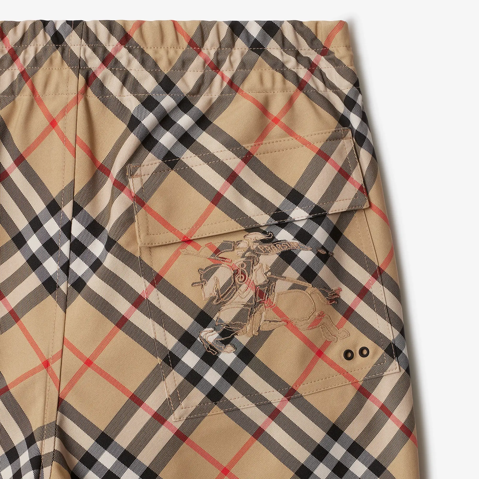 23143-check-shorts-1.webp