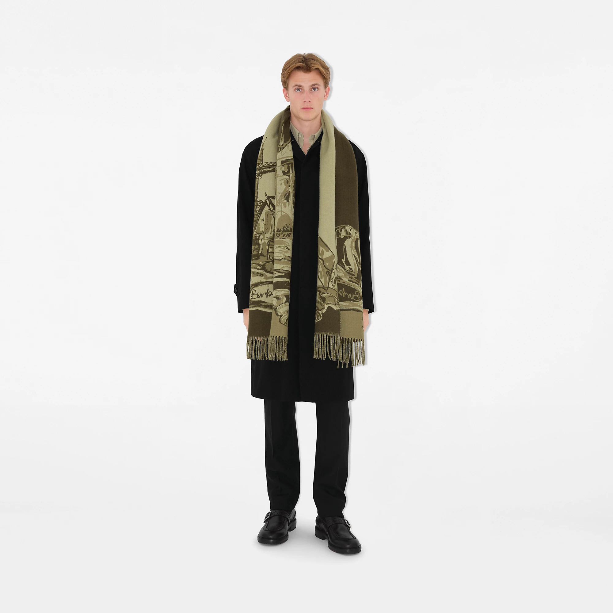 23542-tower-bridge-cashmere-scarf-1.webp