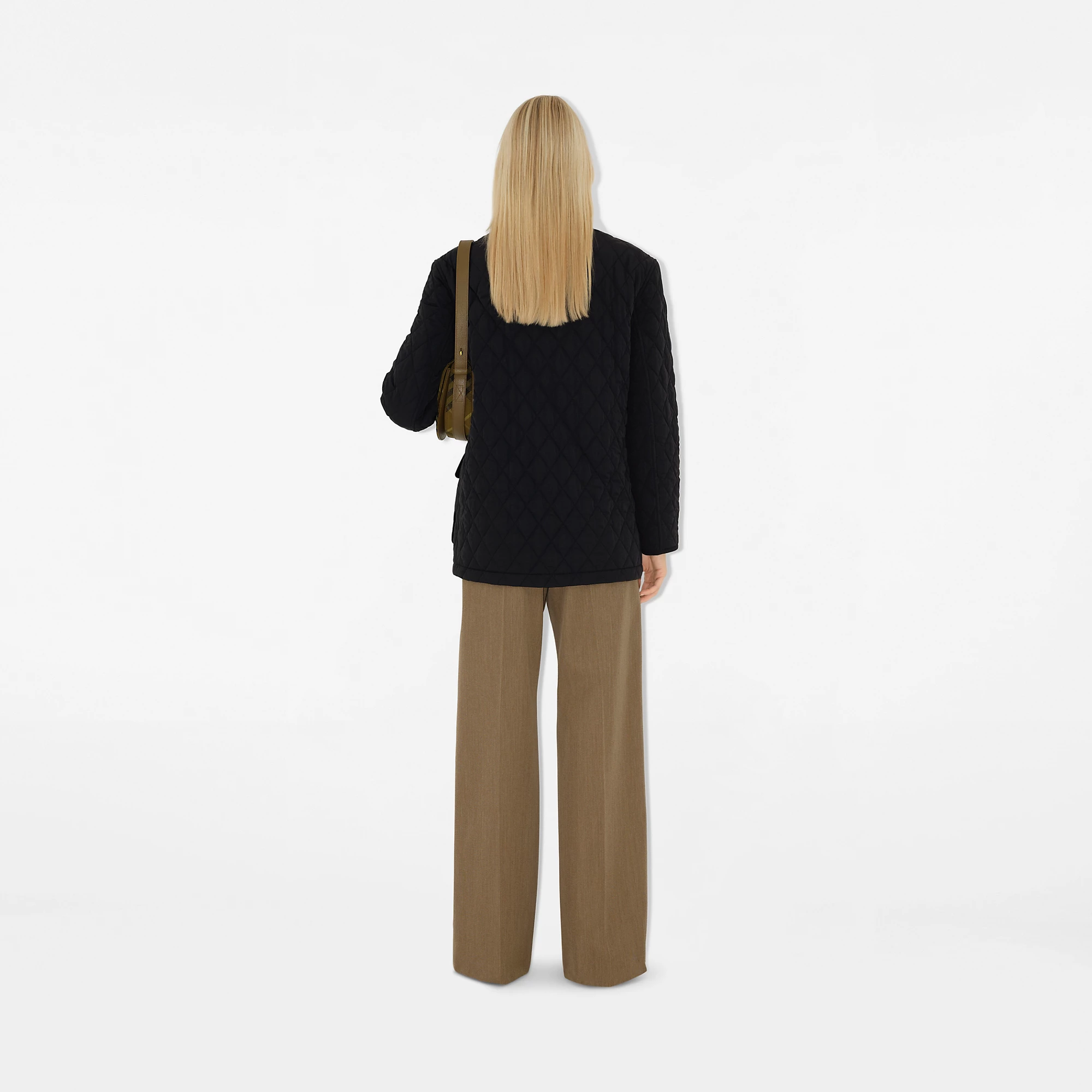 23630-quilted-nylon-barn-jacket-1.webp