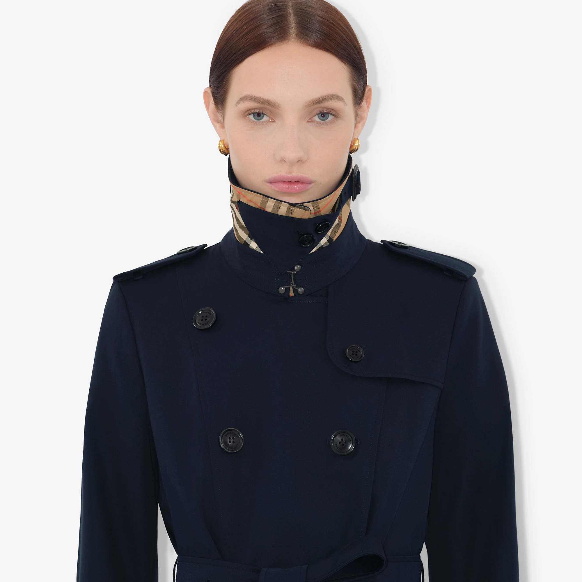 2406-mid-length-chelsea-heritage-trench-coat-1.webp