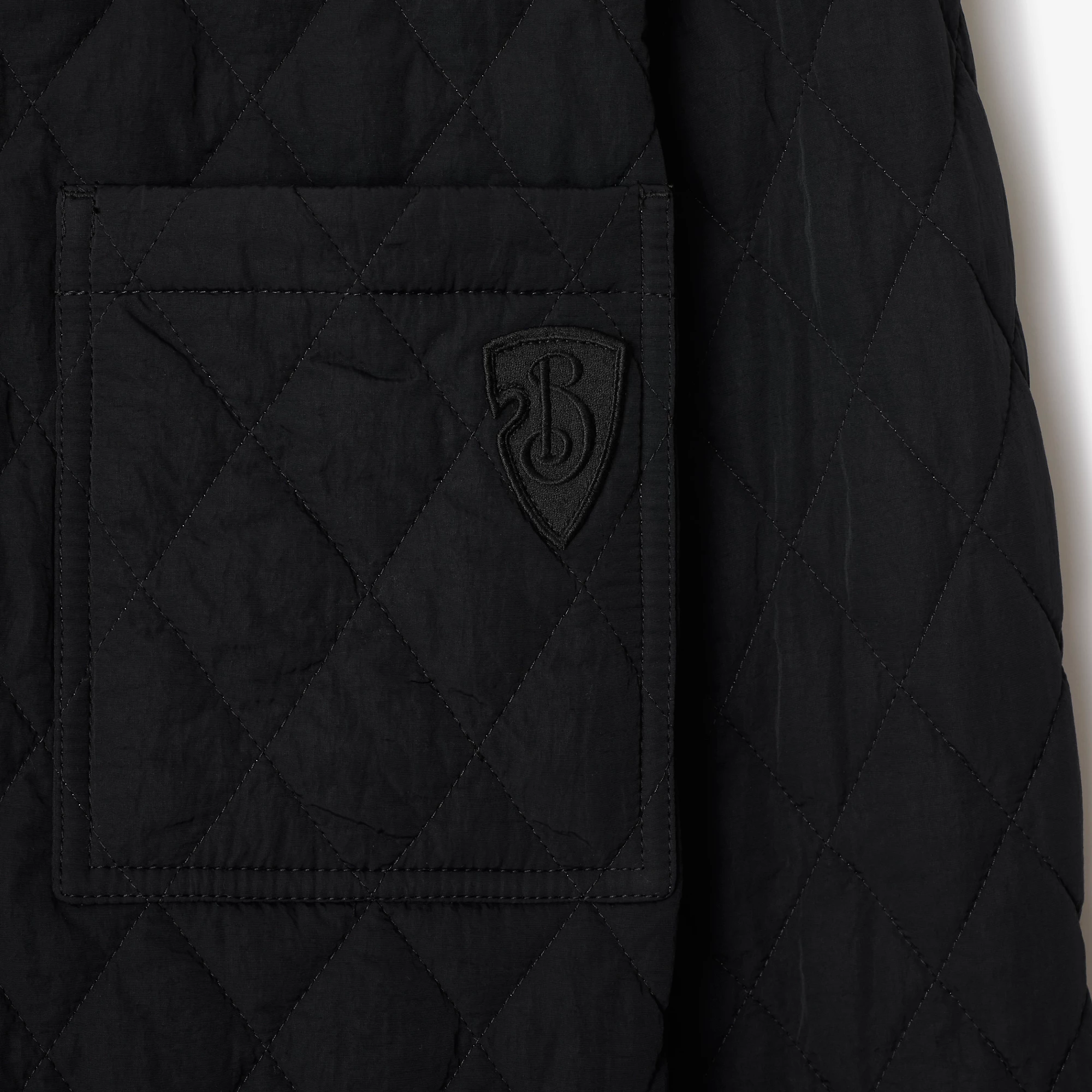 24322-reversible-quilted-nylon-overshirt-1.webp