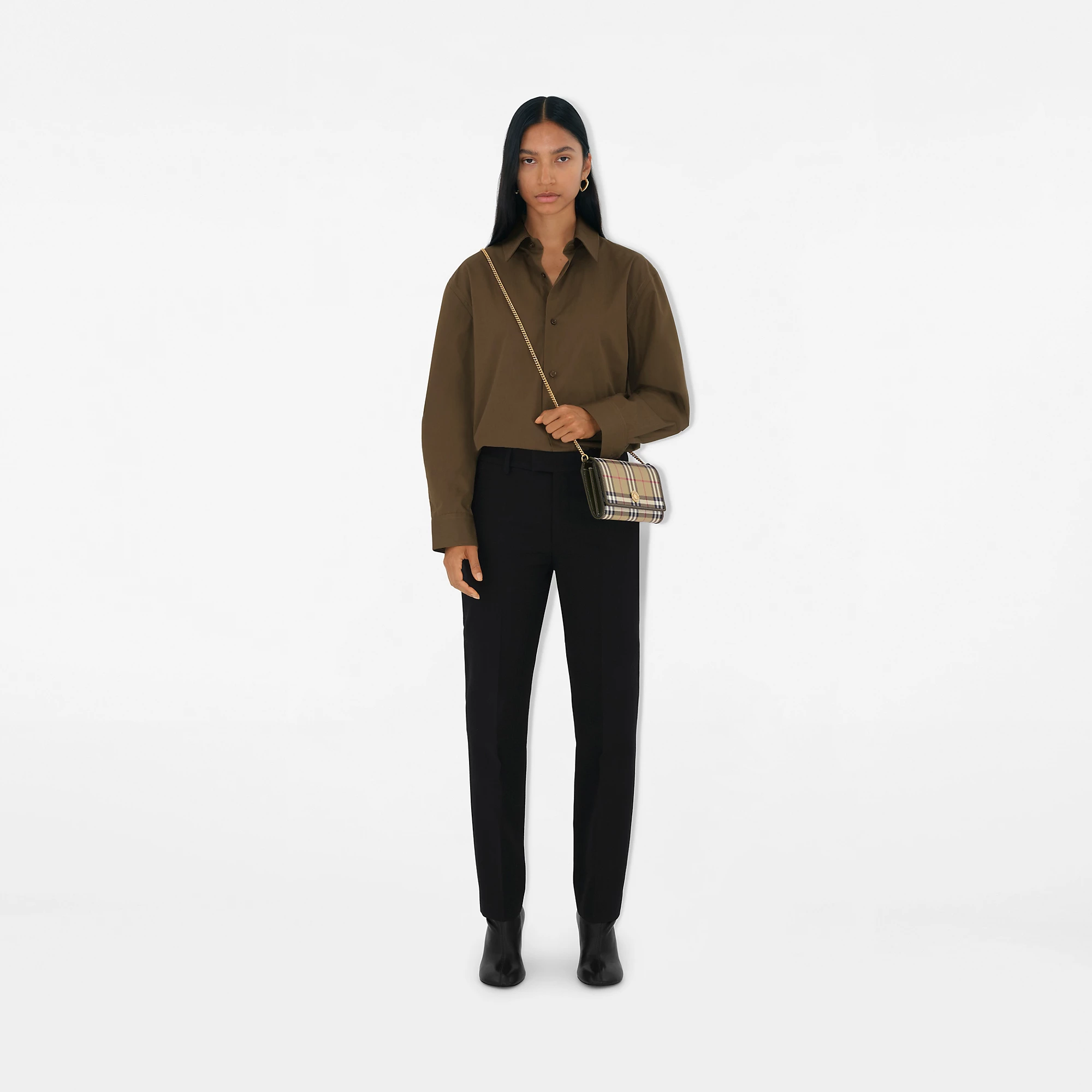 24384-check-chain-strap-wallet-1.webp