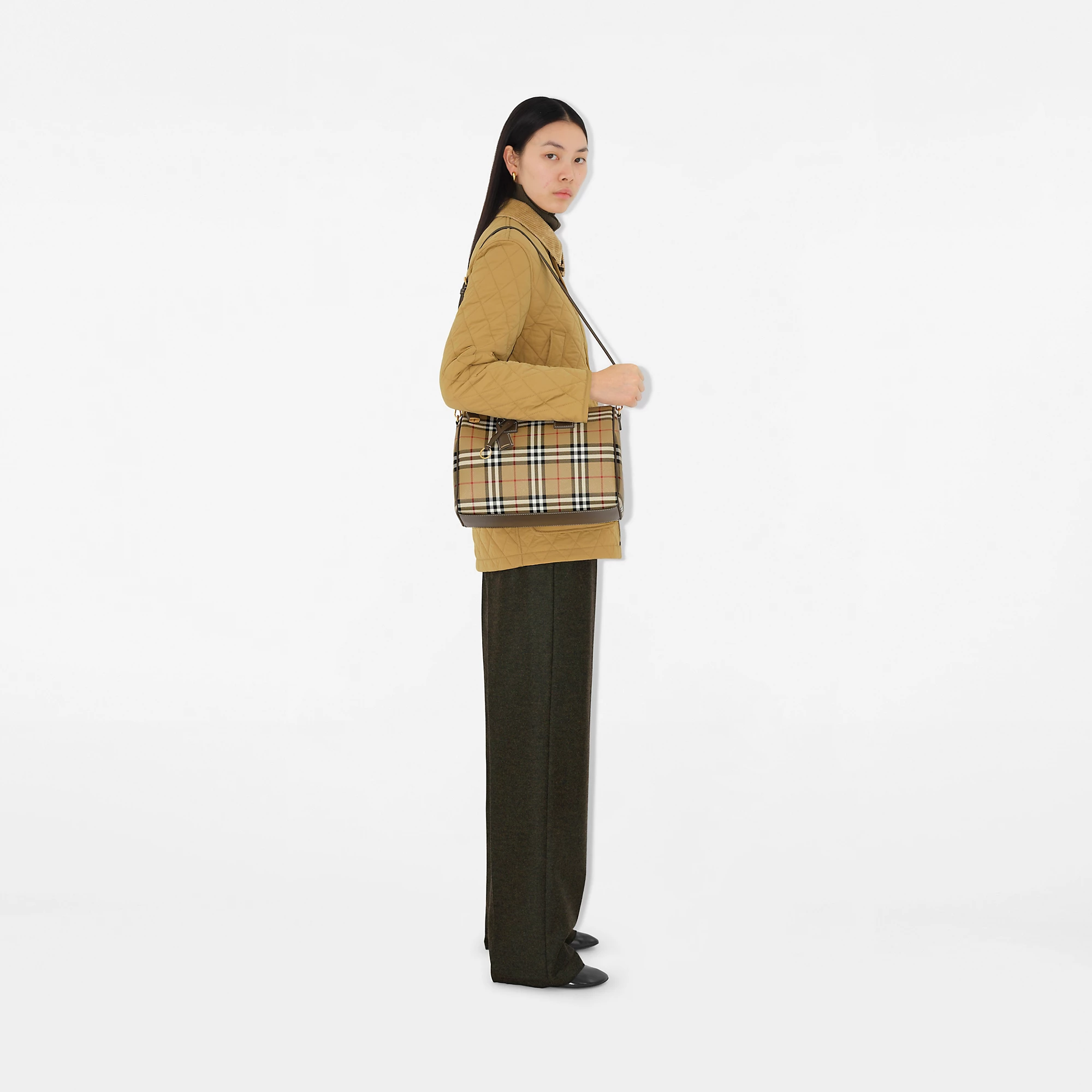 24730-medium-check-bowling-bag-1.webp