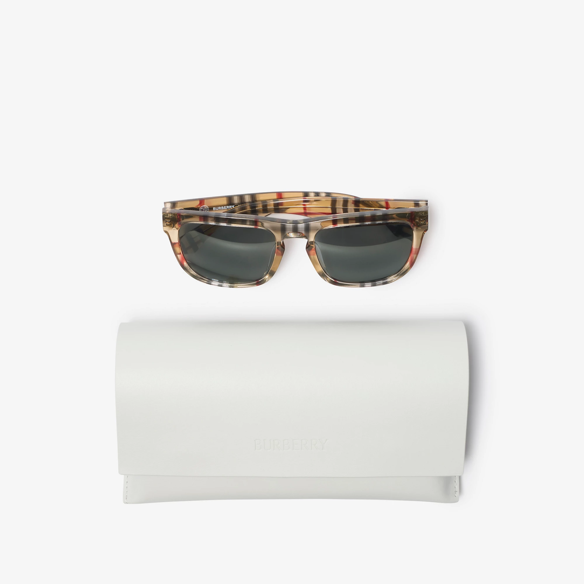26116-check-square-sunglasses-1.webp