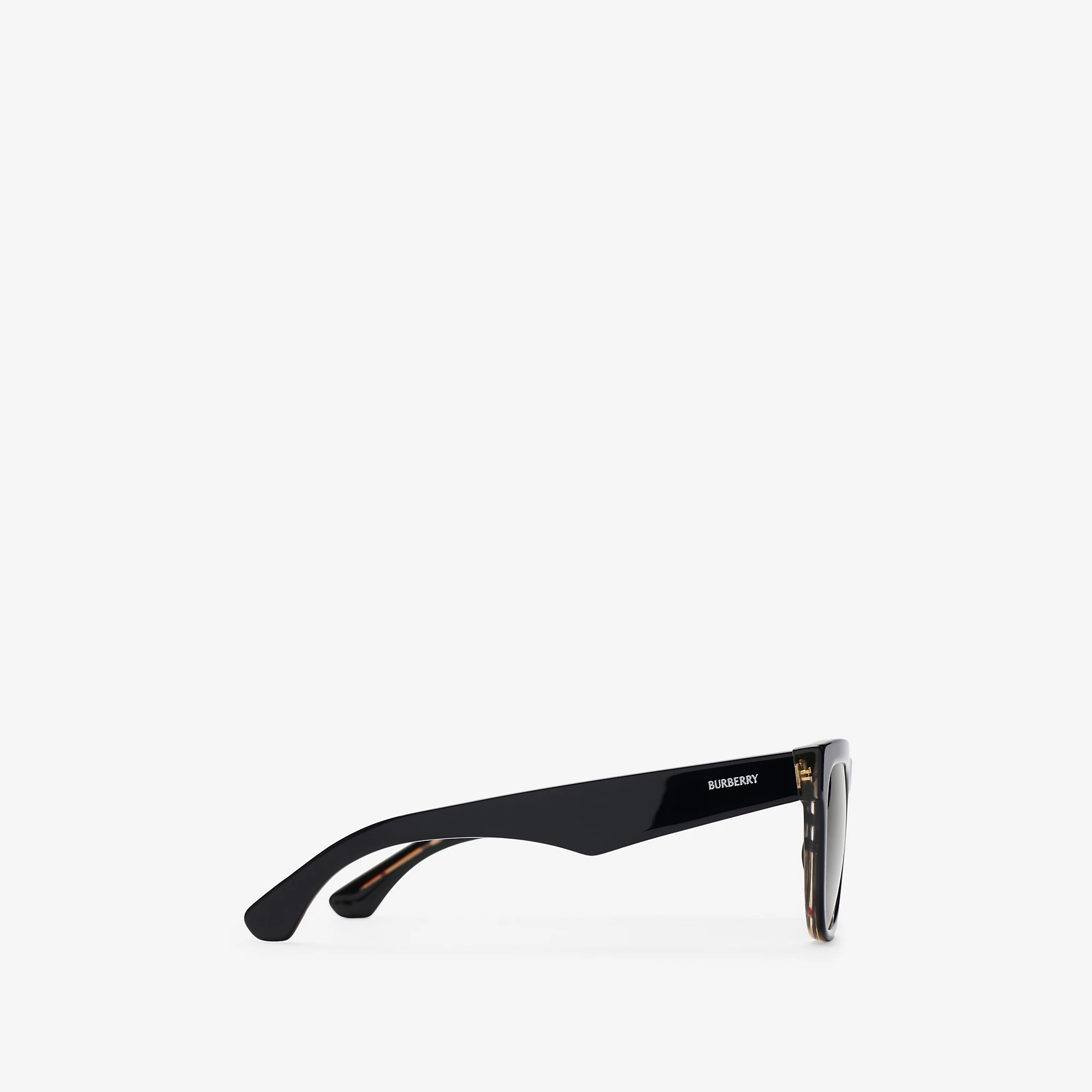 26194-check-square-sunglasses-1.webp