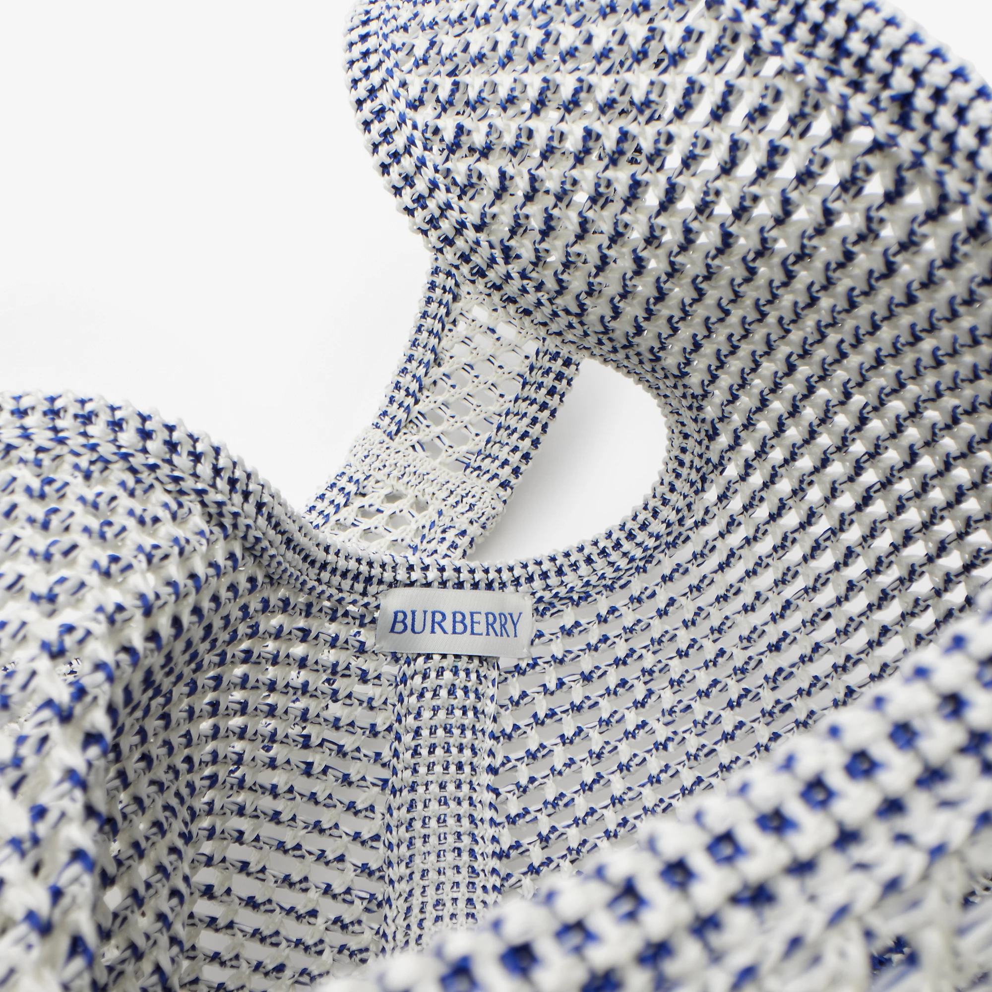 26232-large-ekd-crochet-bag-1.webp