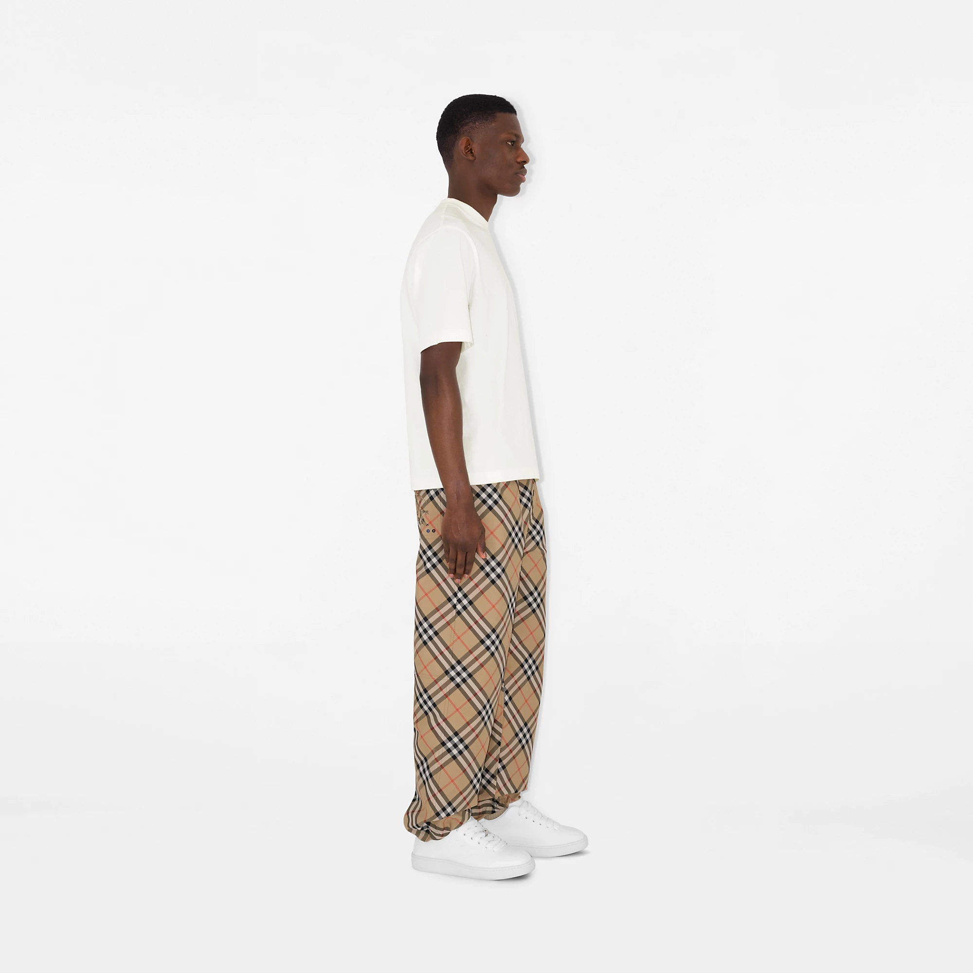 26749-check-twill-trousers-1.webp