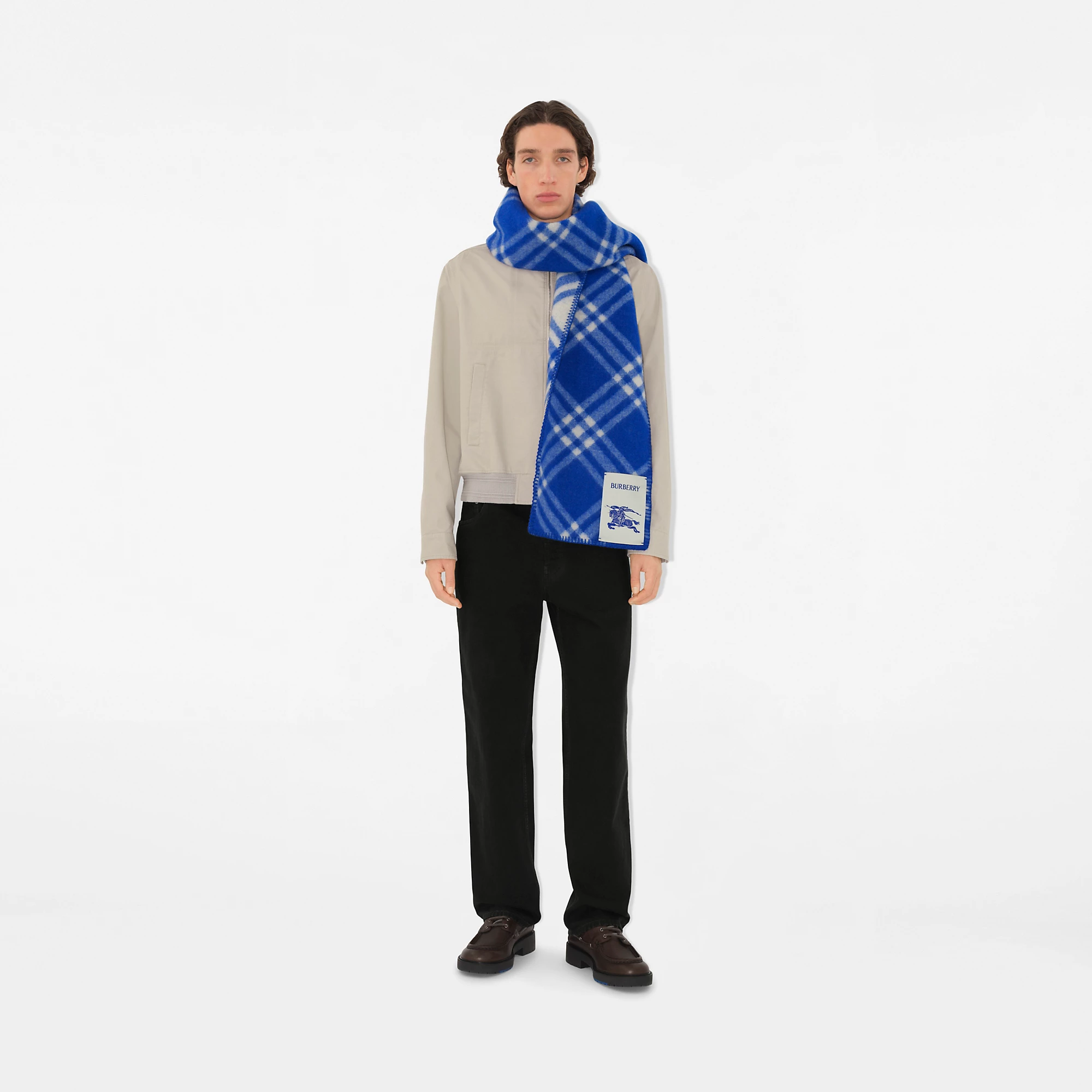 26995-check-wool-scarf-1.webp