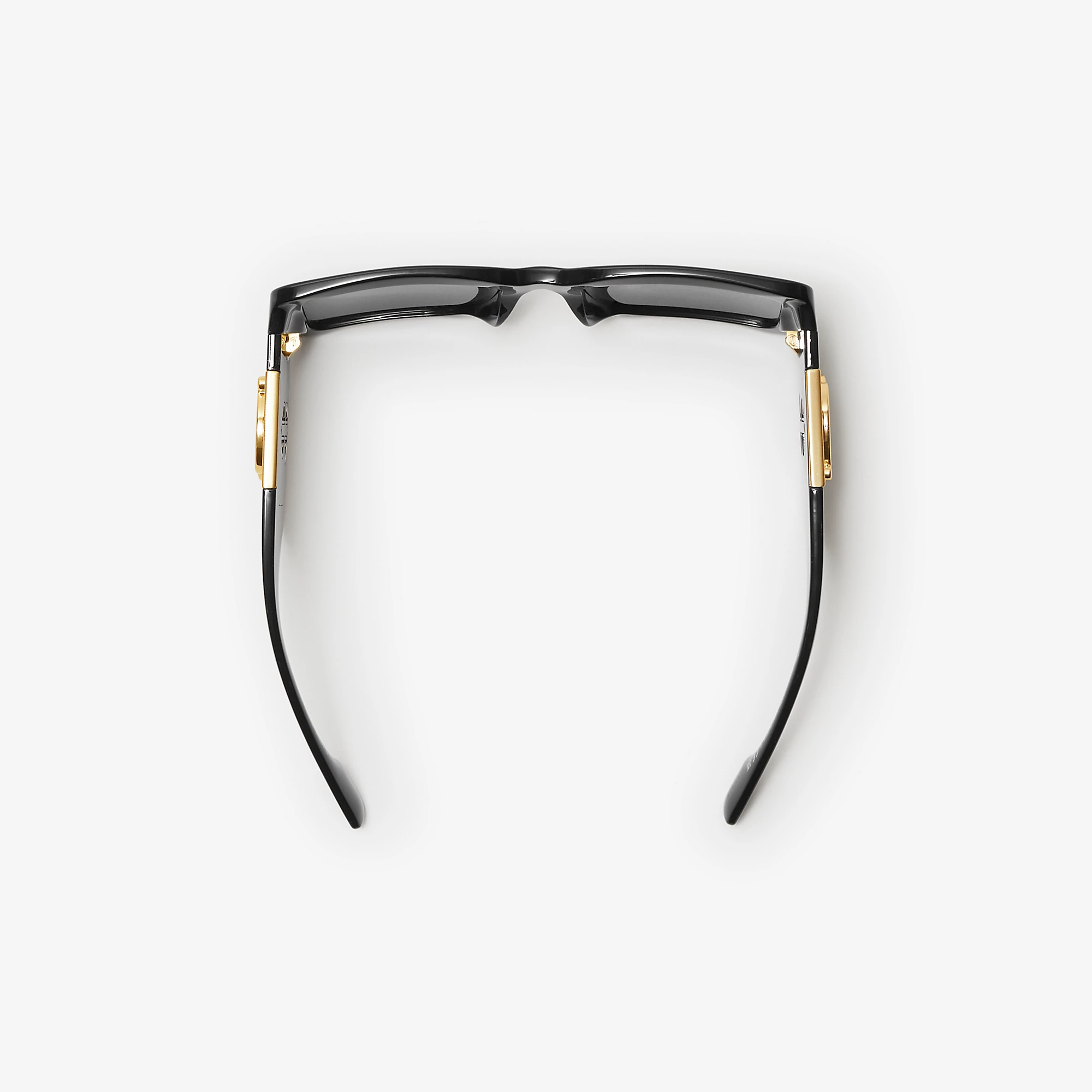 27000-tb-square-sunglasses-1.webp