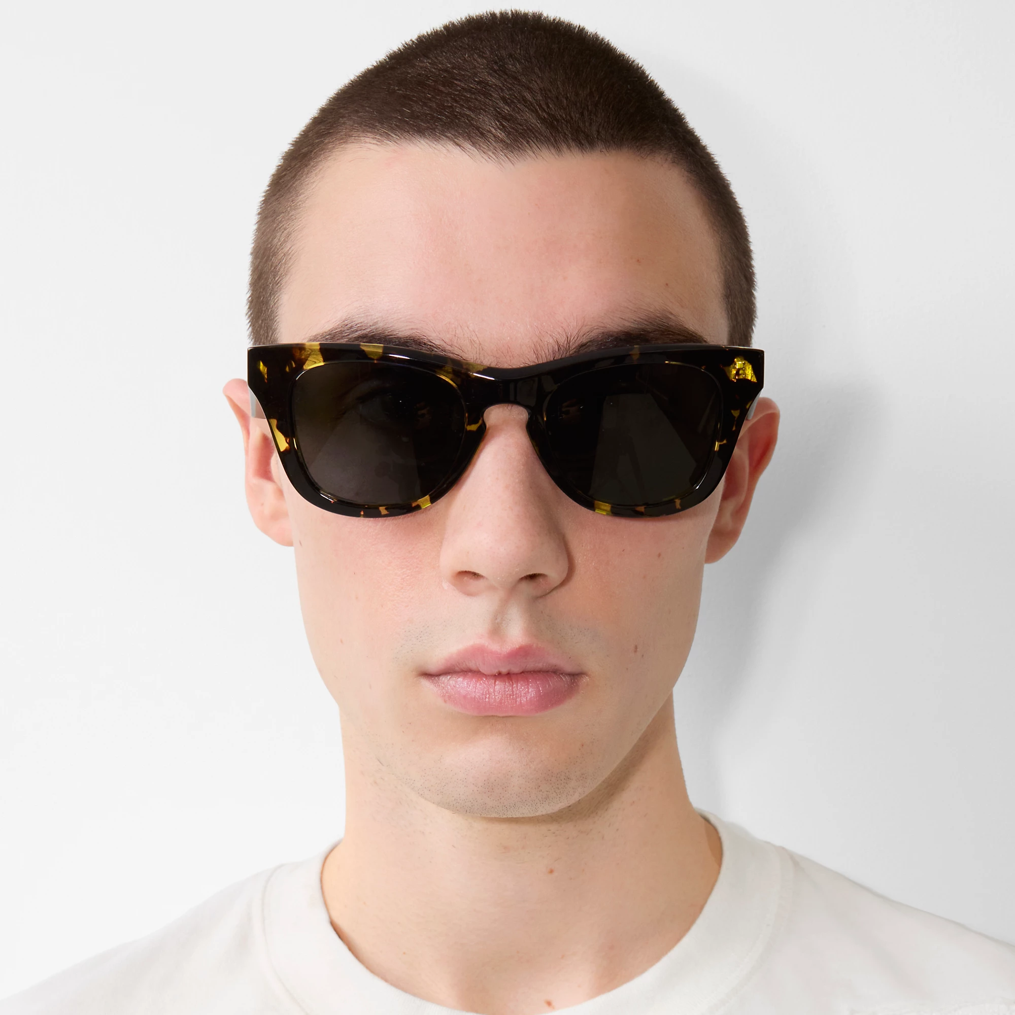 27255-arch-facet-sunglasses-1.webp