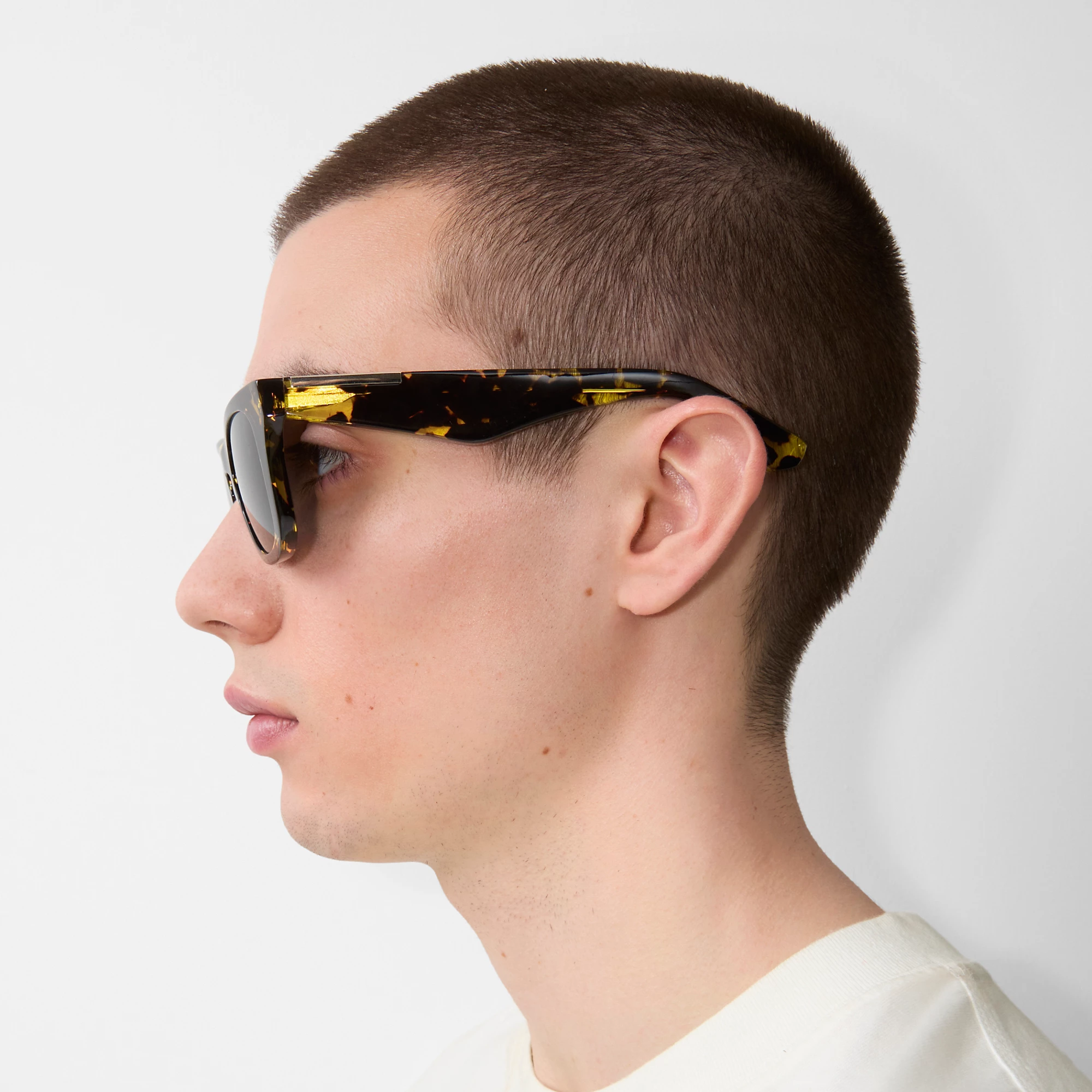 27255-arch-facet-sunglasses-1.webp