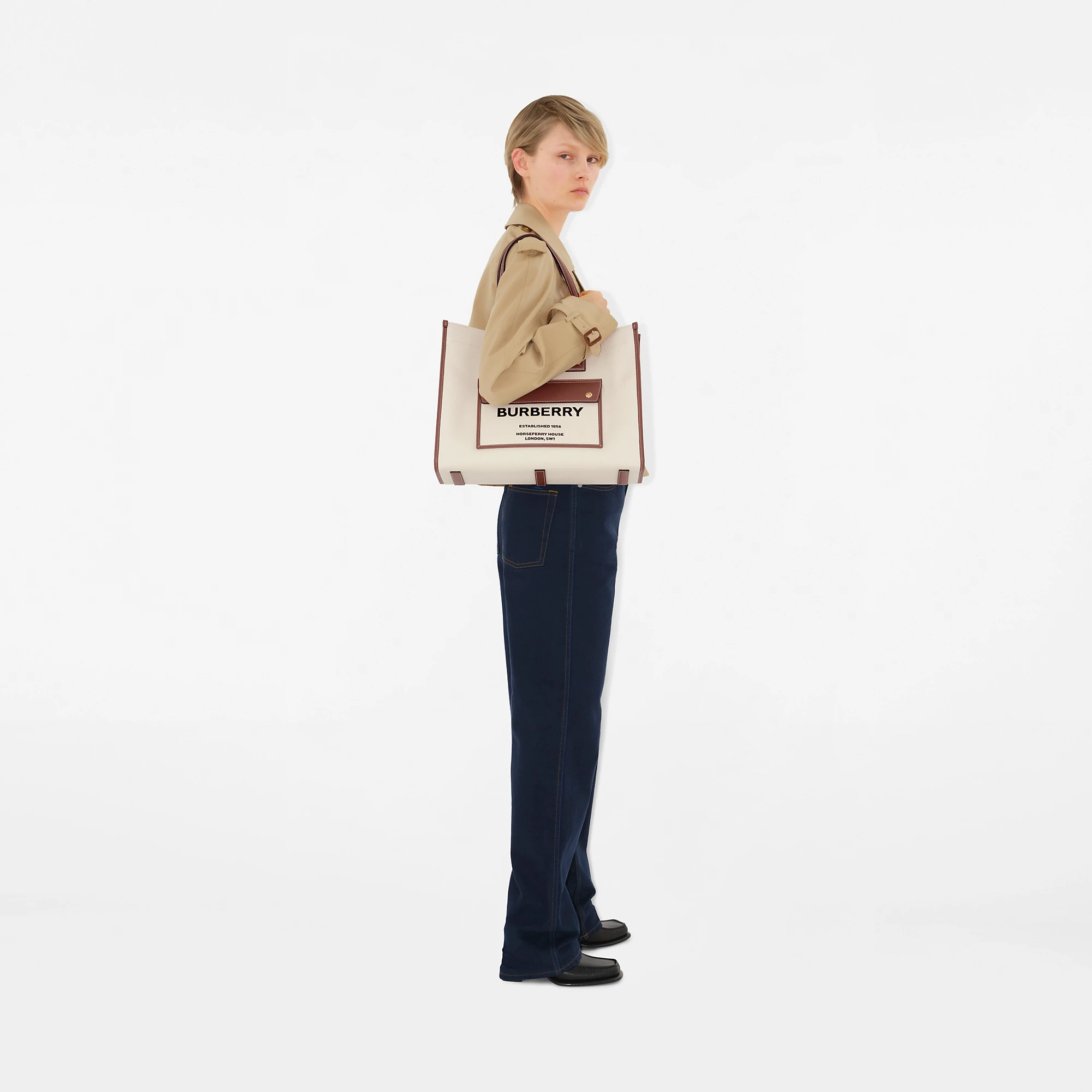 3560-medium-freya-tote-1.webp