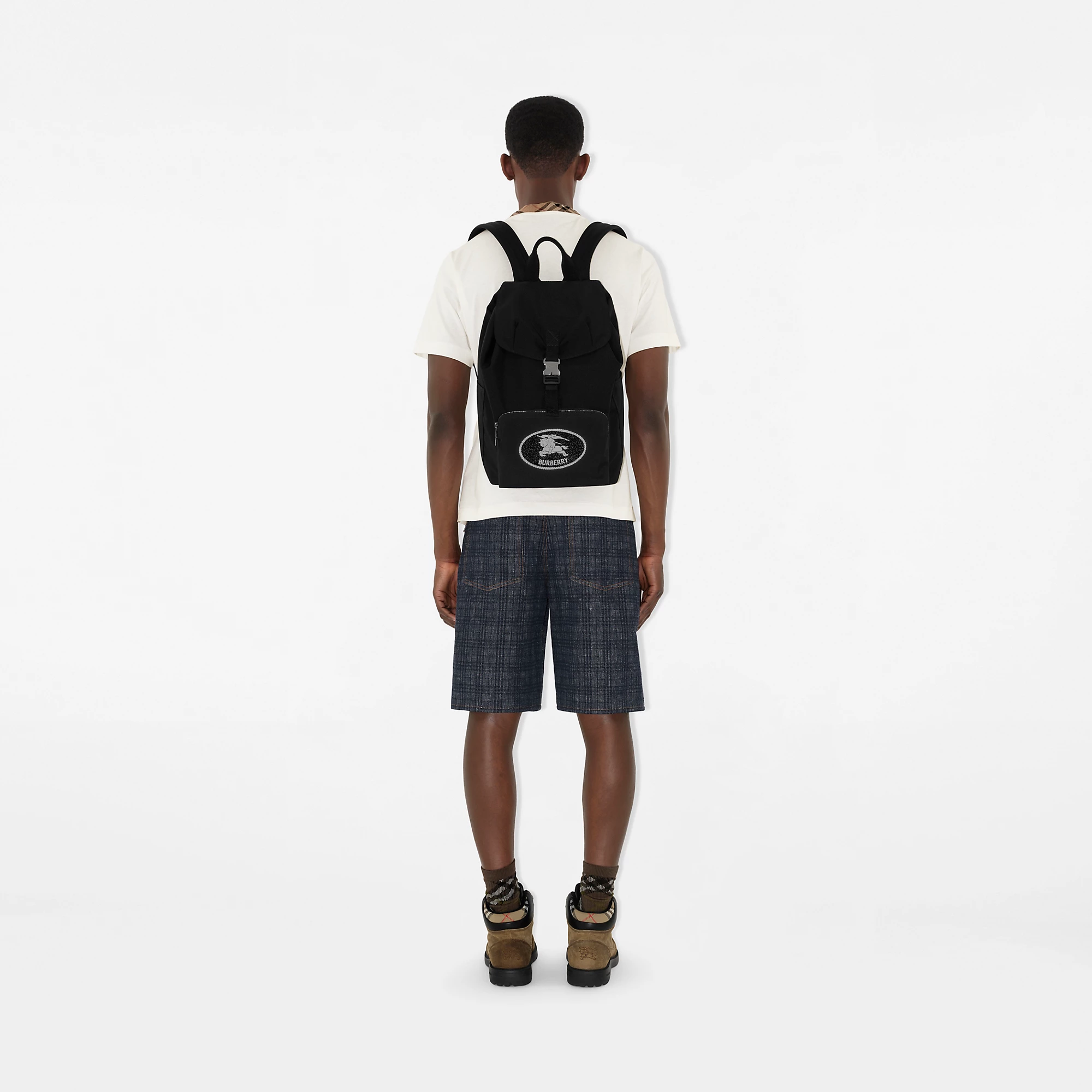 5662-orkney-flap-backpack-1.webp