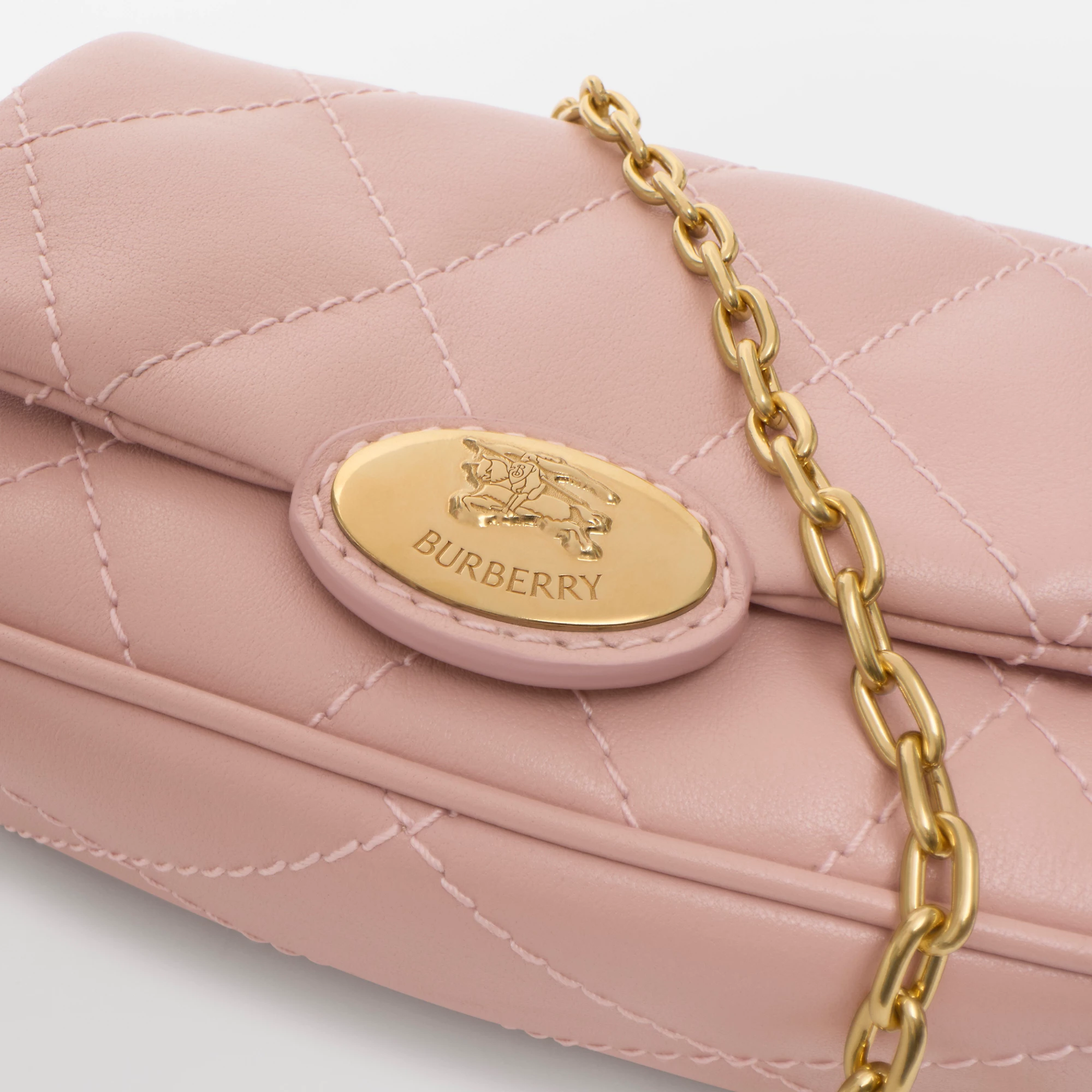 5742-strand-clutch-1.webp