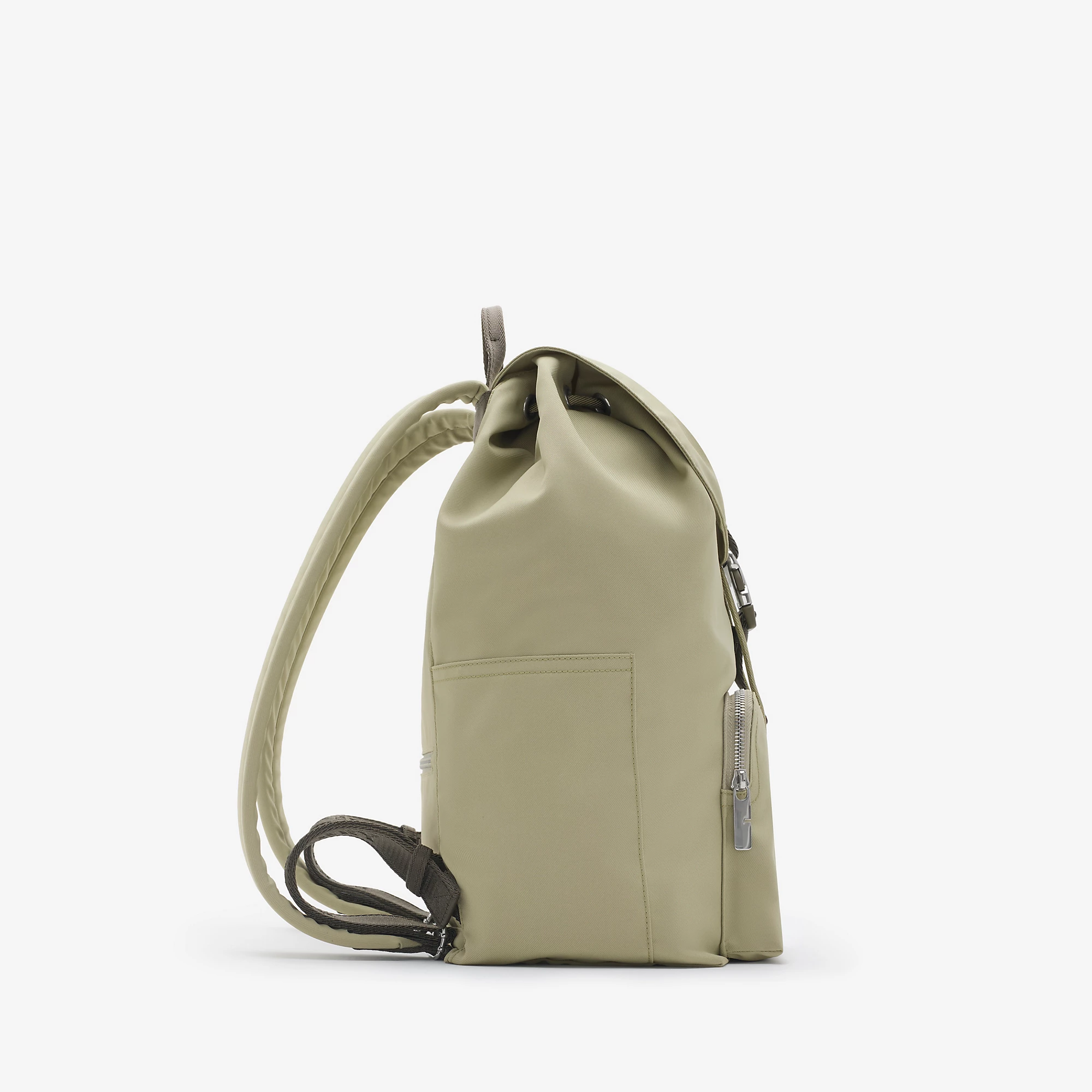 6210-orkney-flap-backpack-1.webp