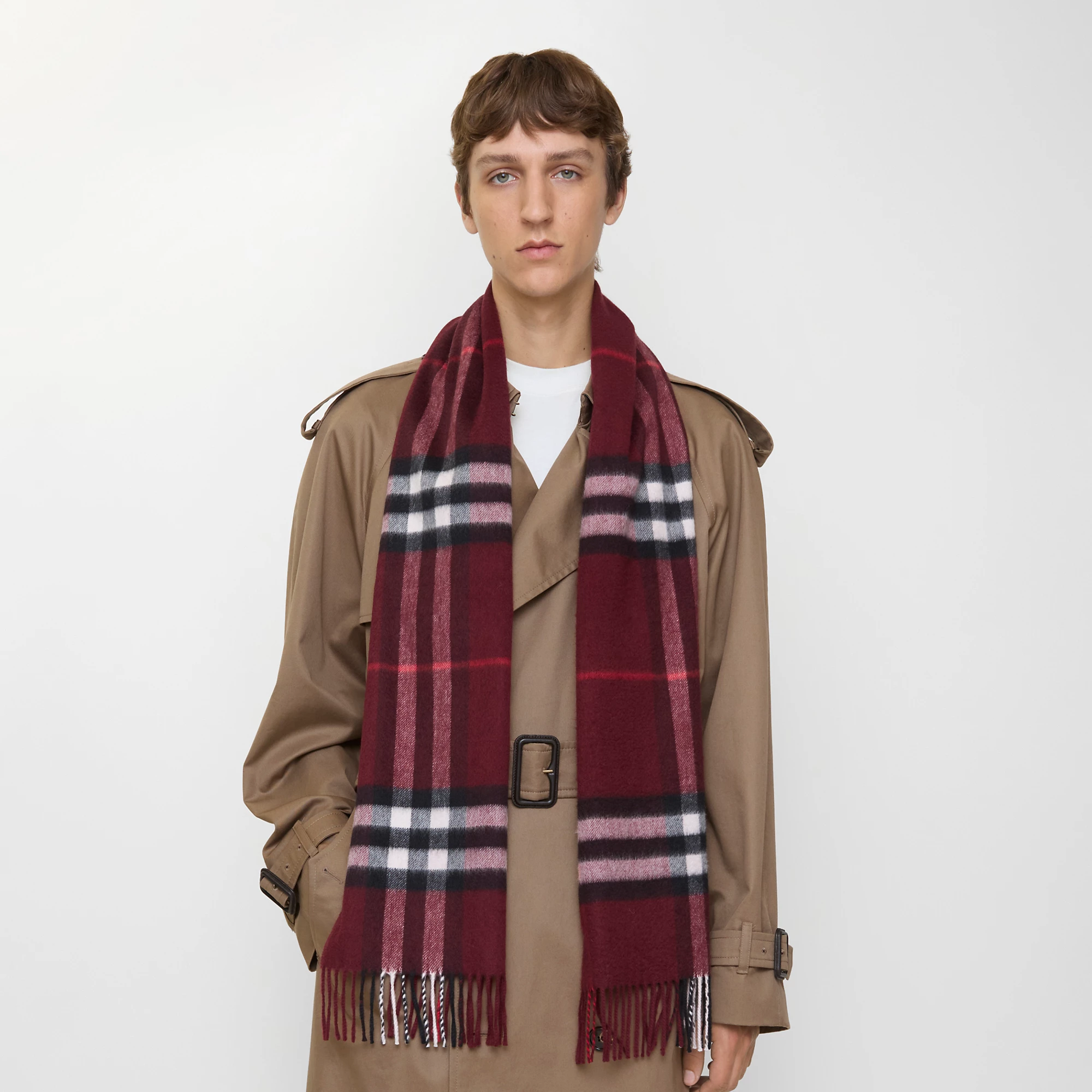6521-check-cashmere-scarf-1.webp