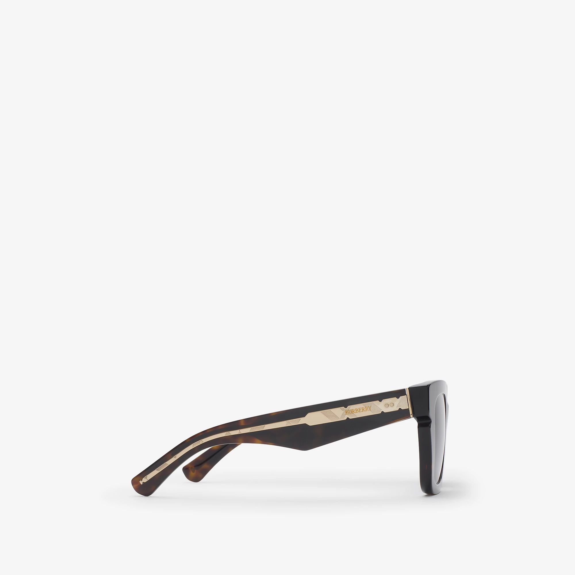 6638-inlaid-check-square-sunglasses-1.webp